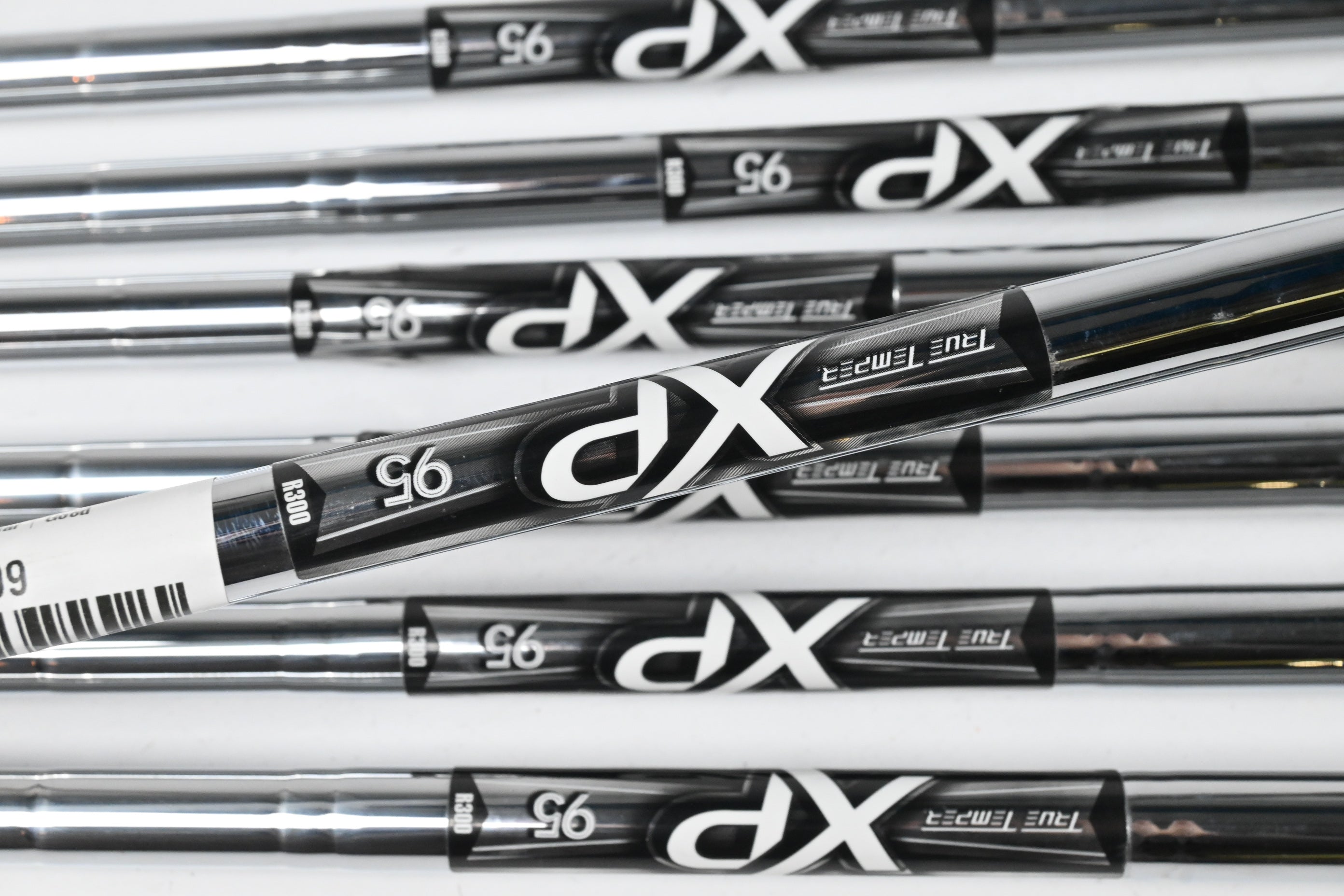 Callaway Apex Ai300 Irons / 5-PW+GW / Regular Flex XP 95 R300 Steel Shafts