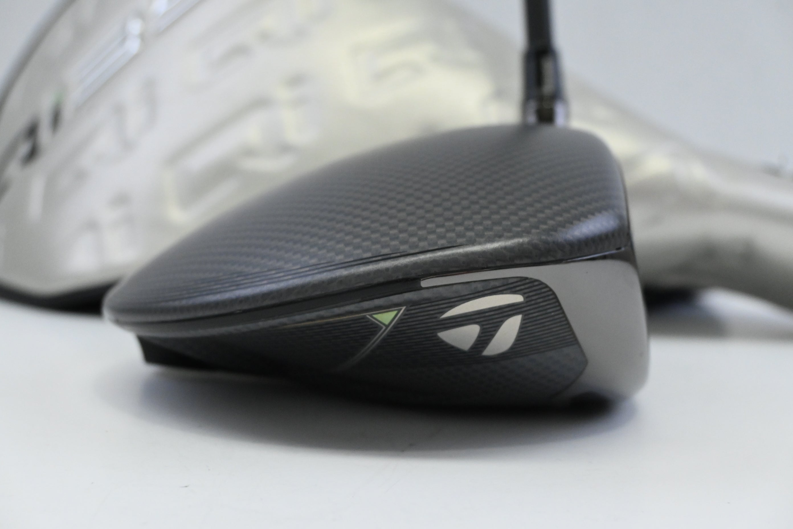 Taylormade Qi35 Driver / 9 Degree / X-Flex HZRDUS Gen5 Black 60 Shaft