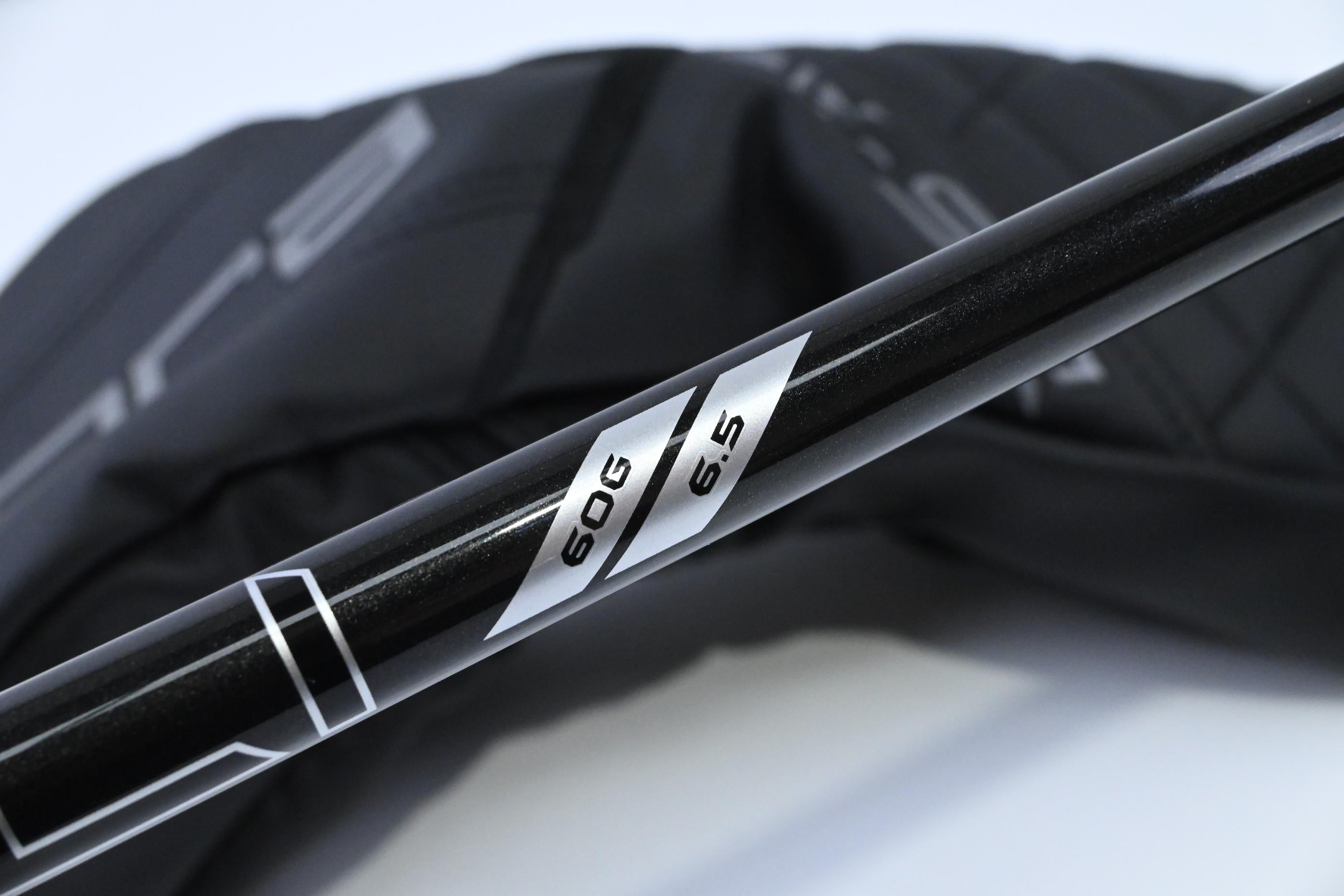 Left Hand Cobra DS-Adapt MAX-D Driver / 10.5 Degree / X-Flex Denali Black 60