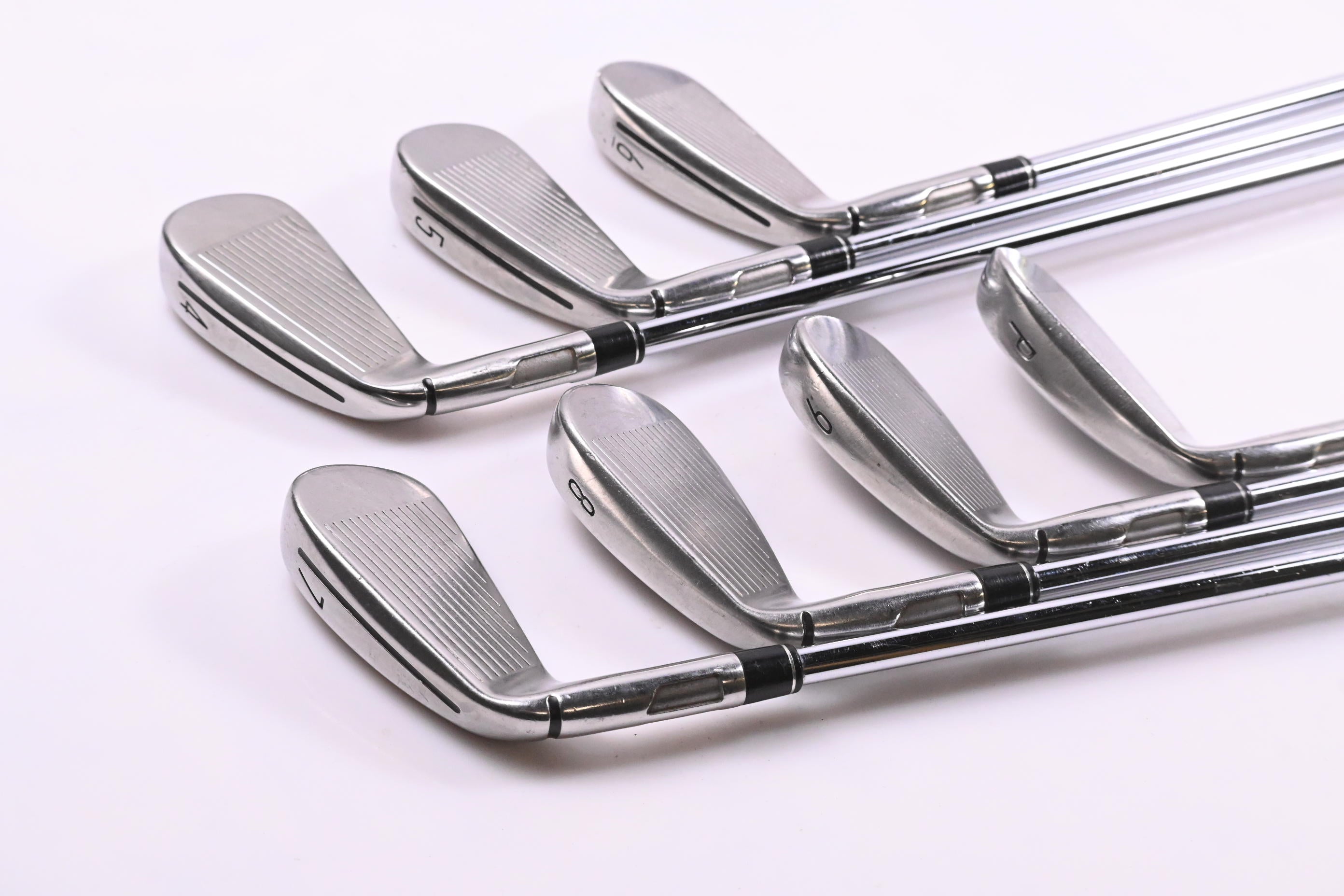 Taylormade M5 Irons / 4-PW / Regular Flex XP 100 R300 Shafts