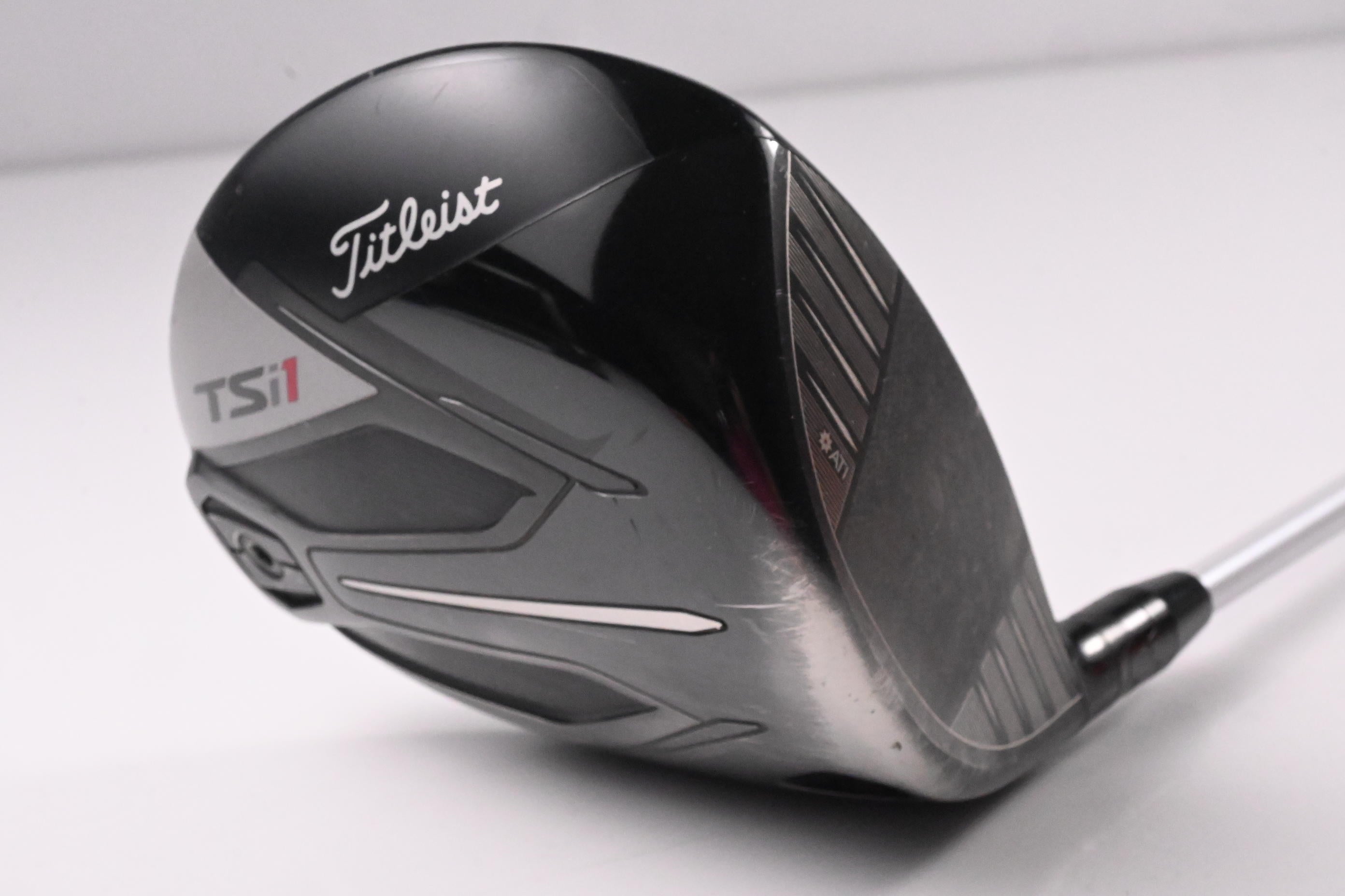 Titleist TSi1 Driver / 10 Degree / Regular Flex Aldila Ascent 40 Shaft