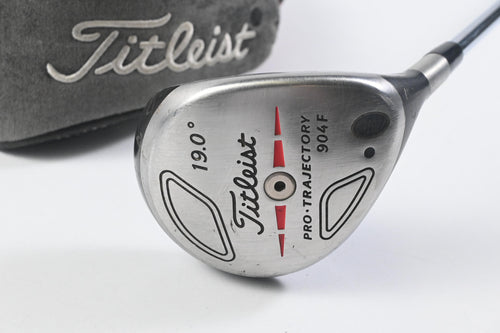 Titleist 904 F #5 Wood / 19 Degree / Regular Flex Dynamic Gold R300 Steel Shaft