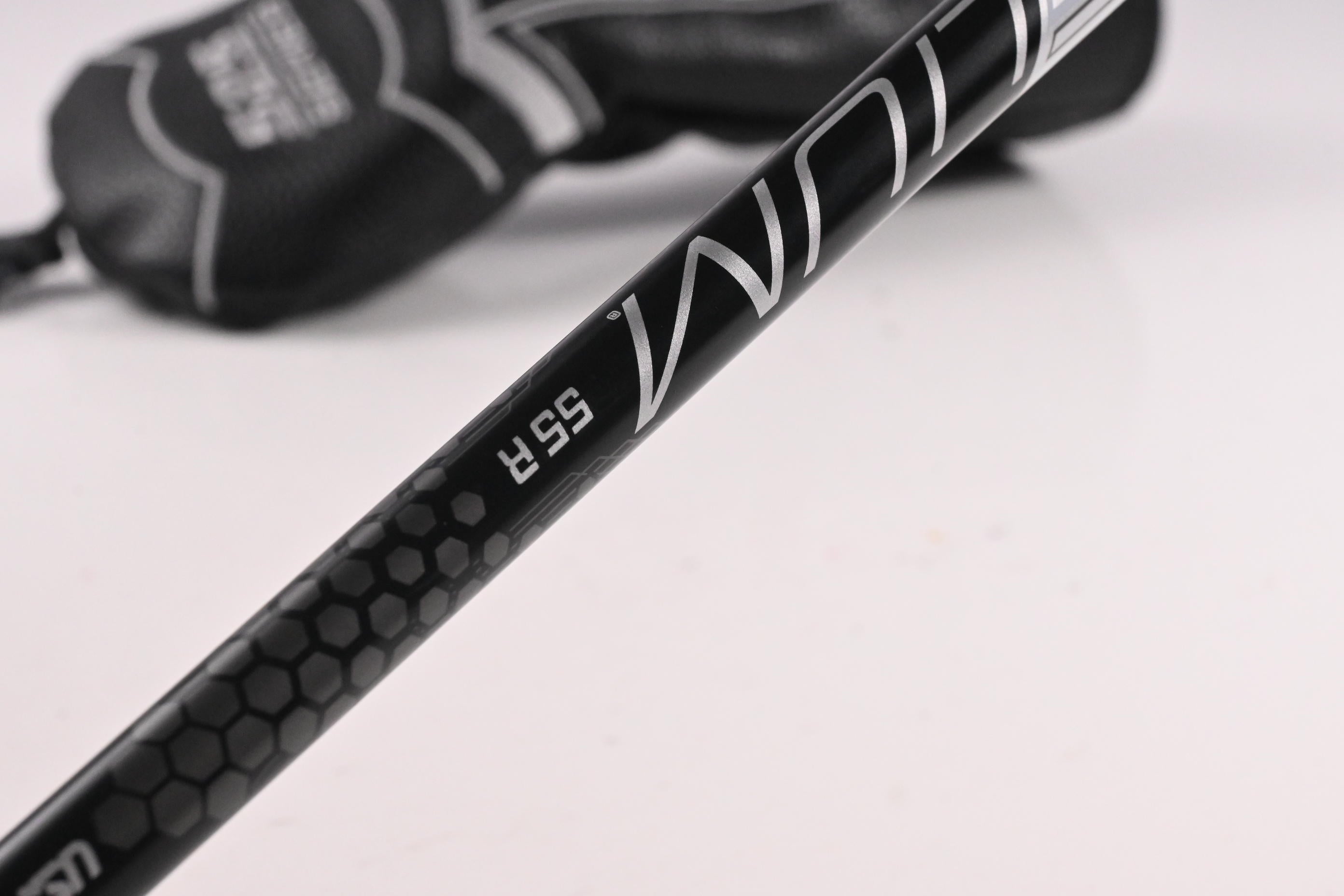 Tour Edge Hot Launch E524 #3 Hybrid / 19 Degree / Regular Flex Helium Nanocore