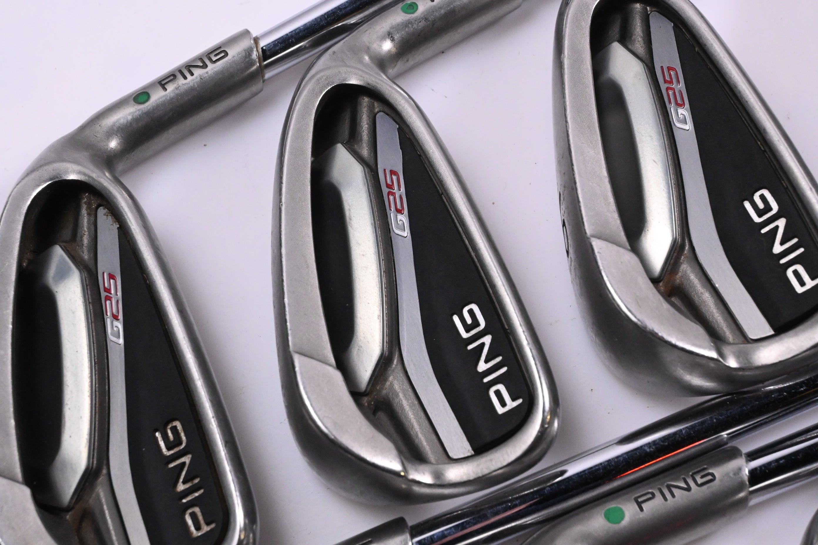 Ping G25 Irons / 4-PW+SW / Green Dot / Stiff Flex Ping CFS Shafts