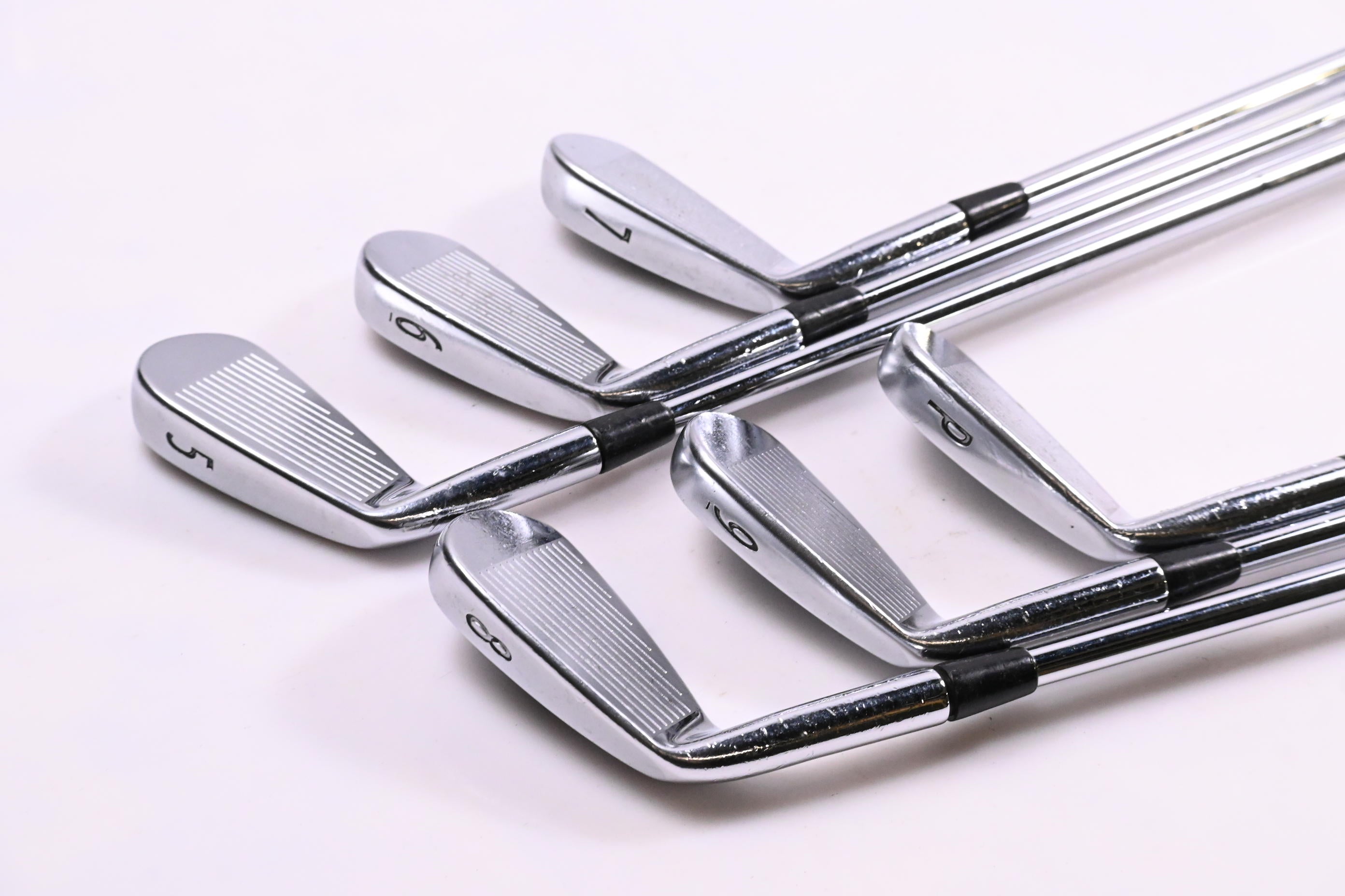Titleist 712 AP2 Irons / 5-PW / Stiff Flex Dynamic Gold S300 Shafts