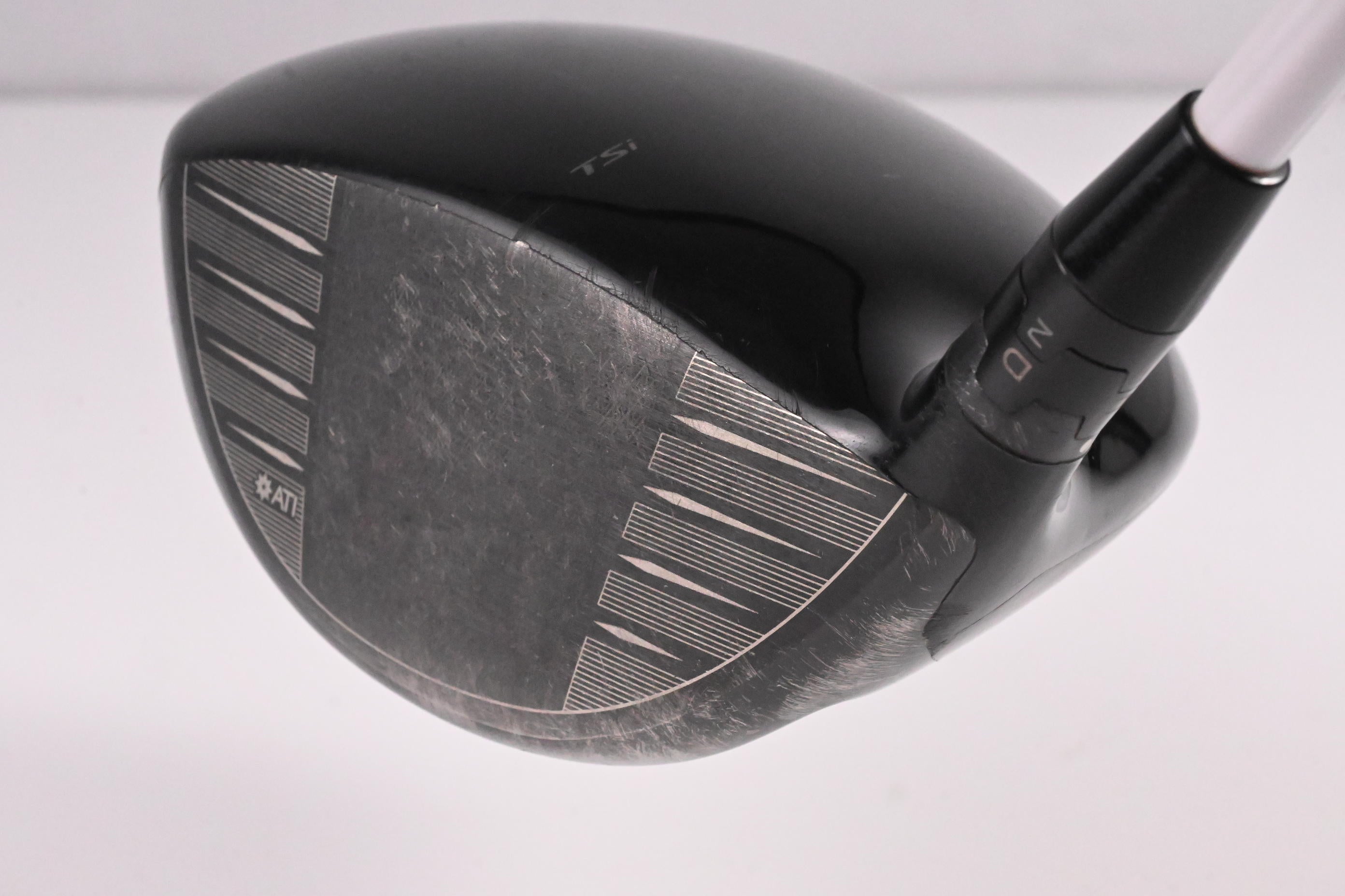 Titleist TSi1 Driver / 10 Degree / Regular Flex Aldila Ascent 40 Shaft