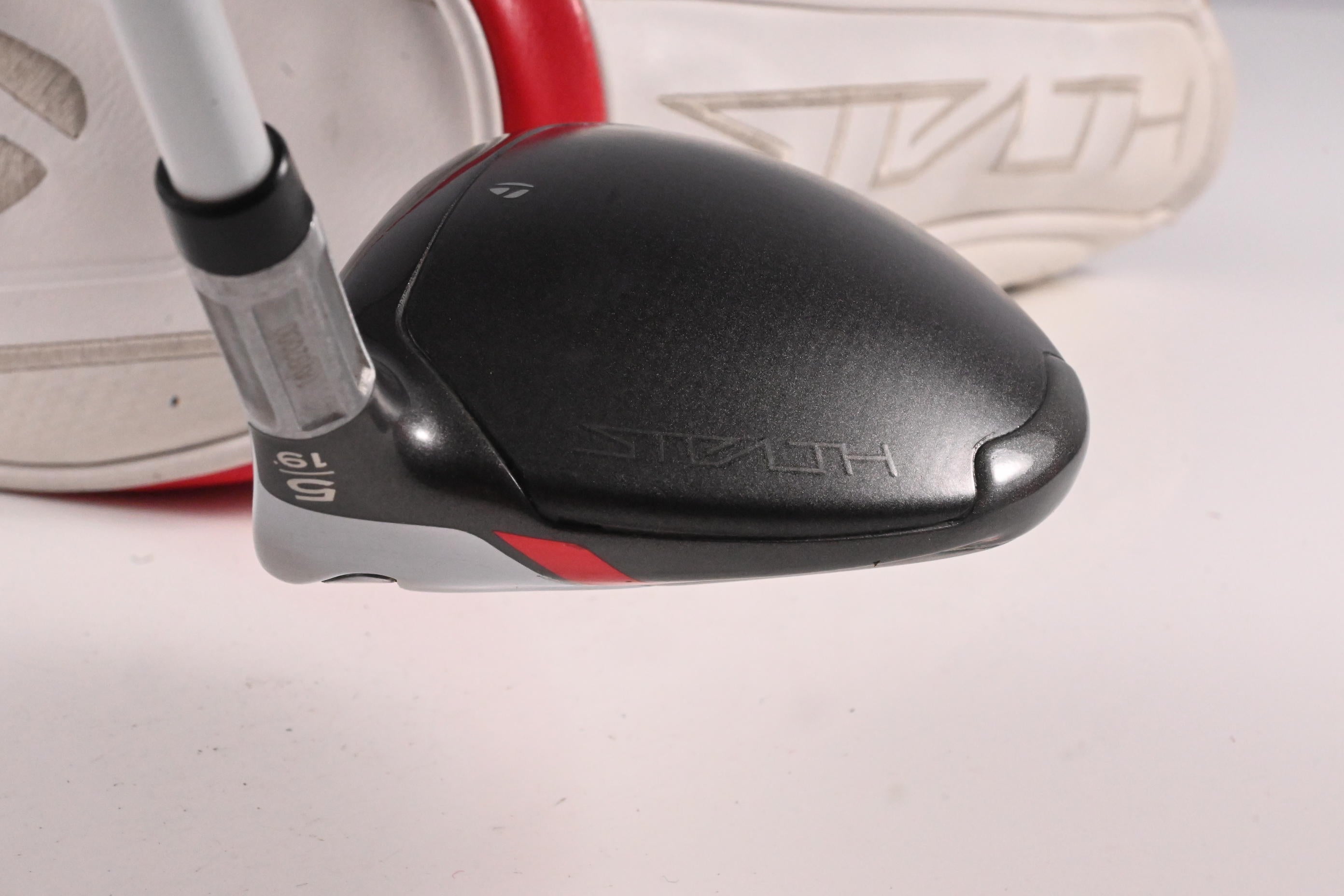 Ladies Taylormade Stealth #5 Wood / 19 Degree / Ladies Flex Aldila Ascent 45 Shaft