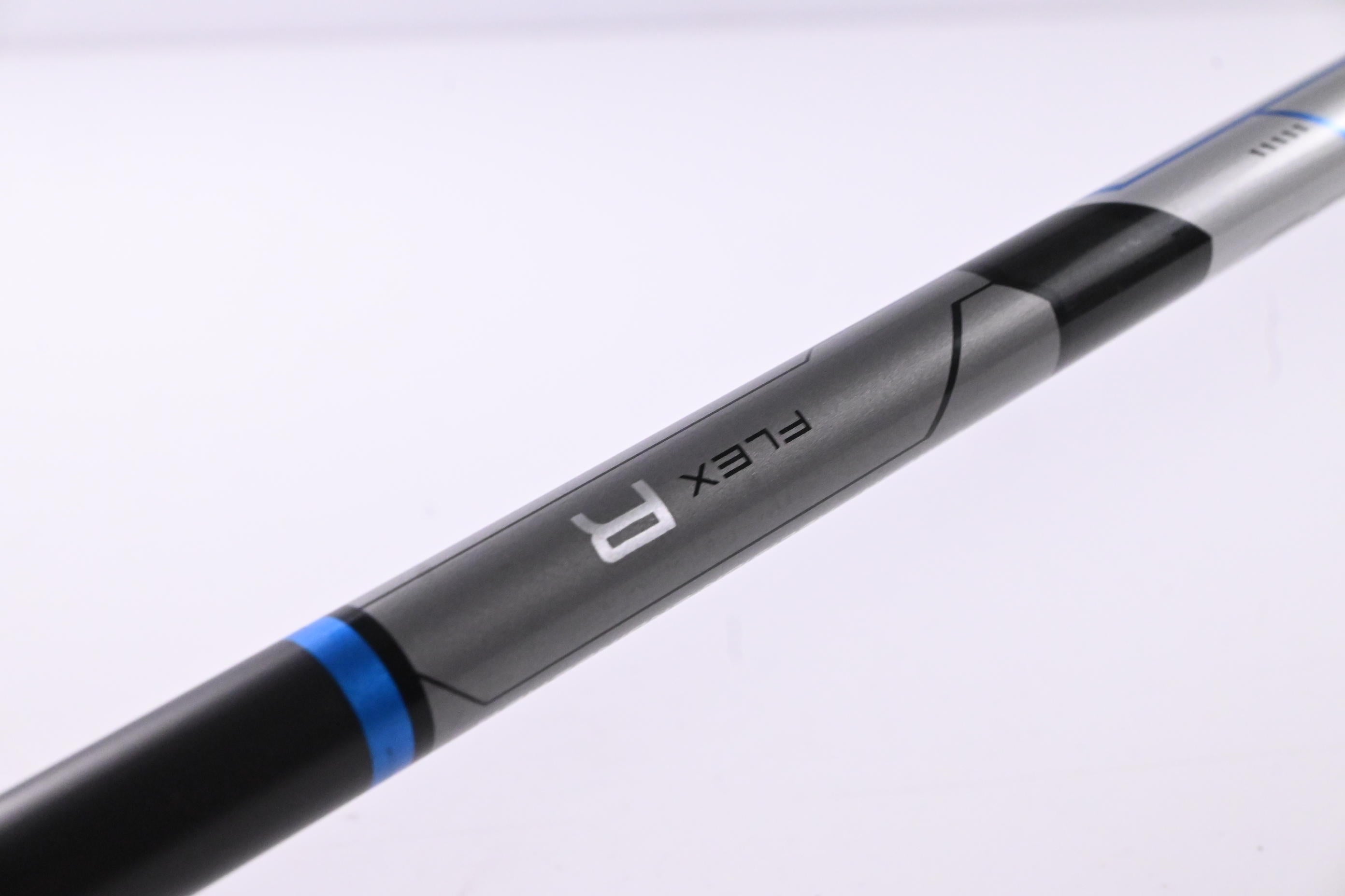 Taylormade SLDR #3 Wood / 15 Degree / Regular Flex Fujikura Speeder 65 Shaft