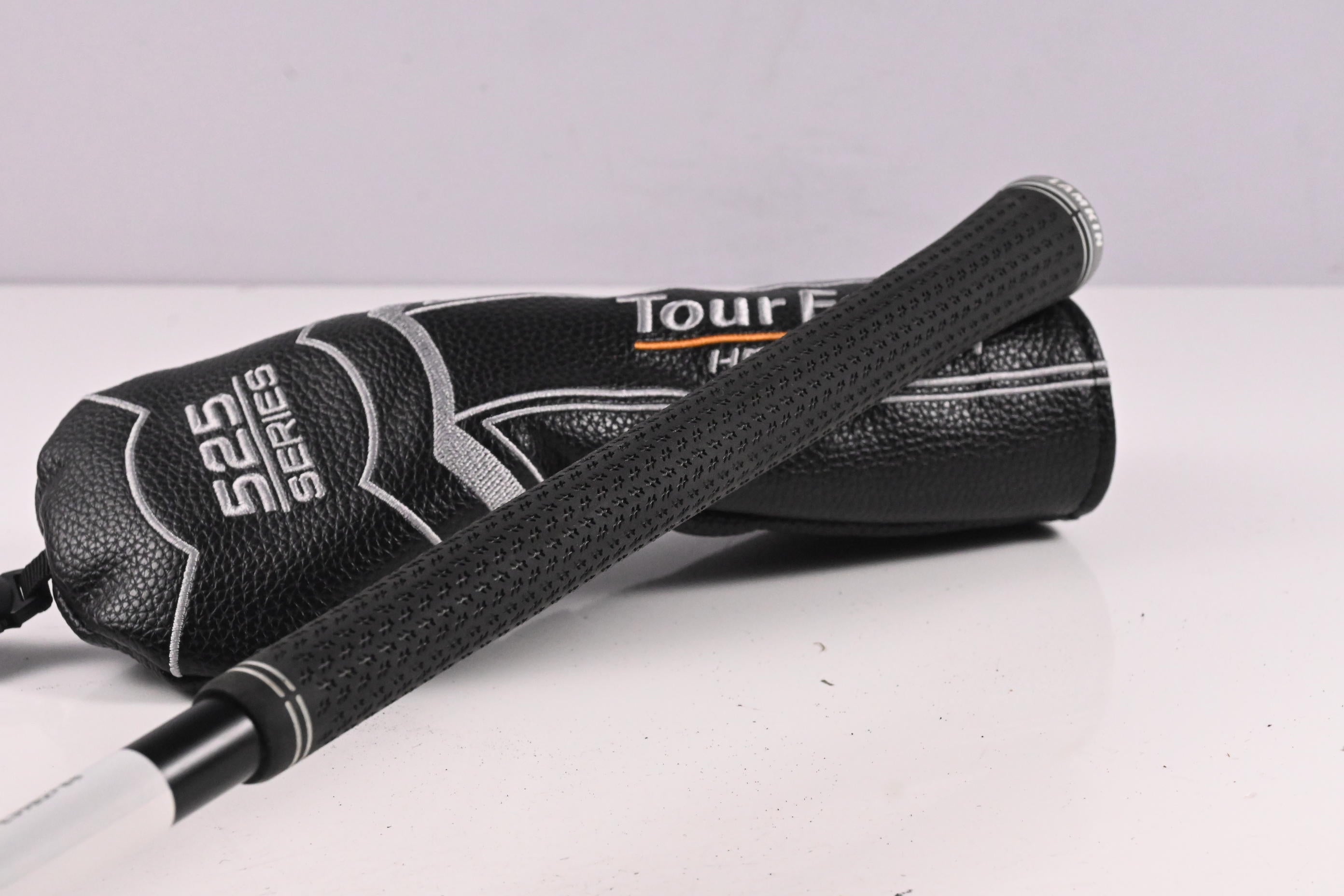 Tour Edge Hot Launch E524 #3 Hybrid / 19 Degree / Regular Flex Helium Nanocore