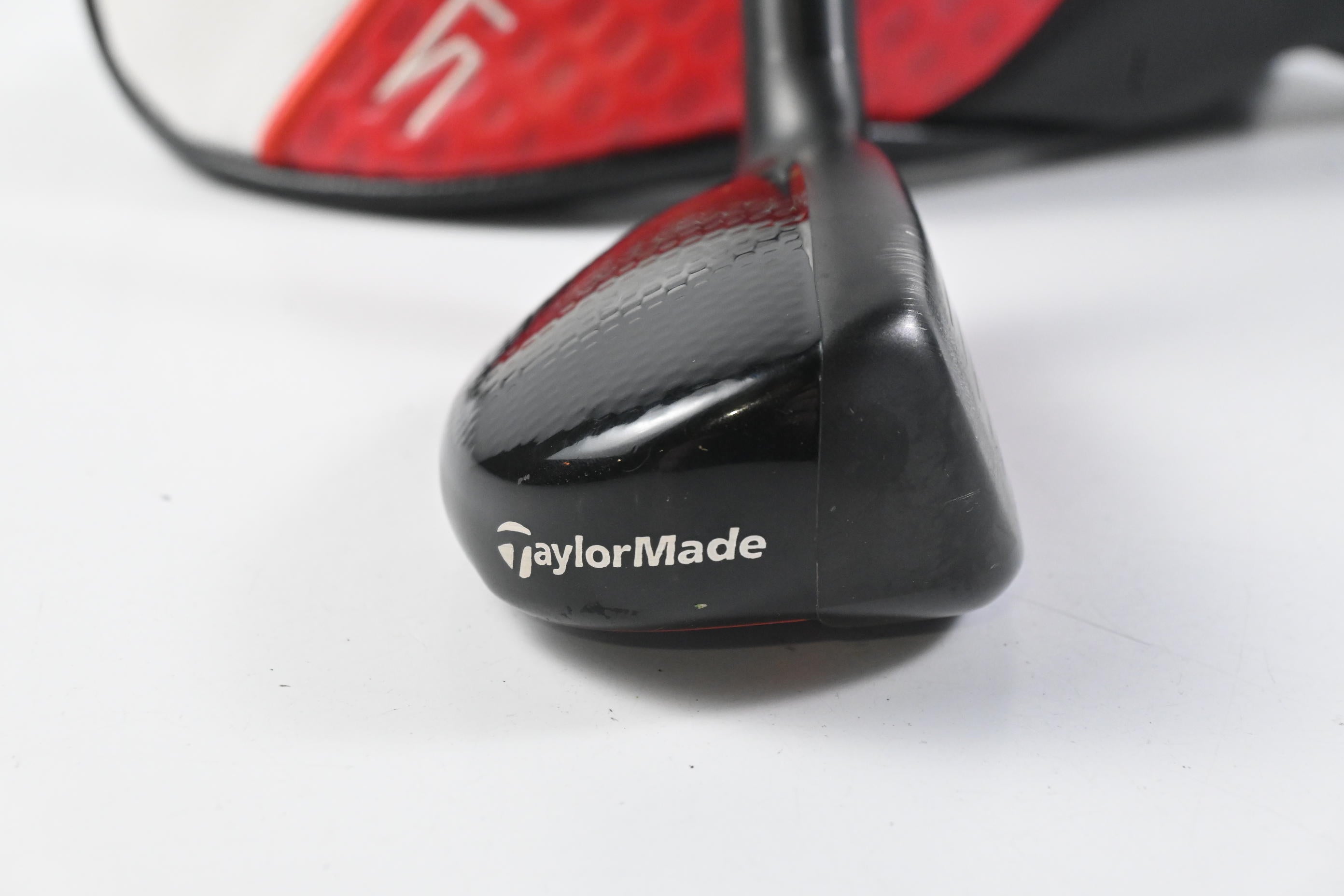 Taylormade Stealth 2 Plus #3 Hybrid / 19.5 Degree / Stiff Flex Kai'li Red 85 Shaft