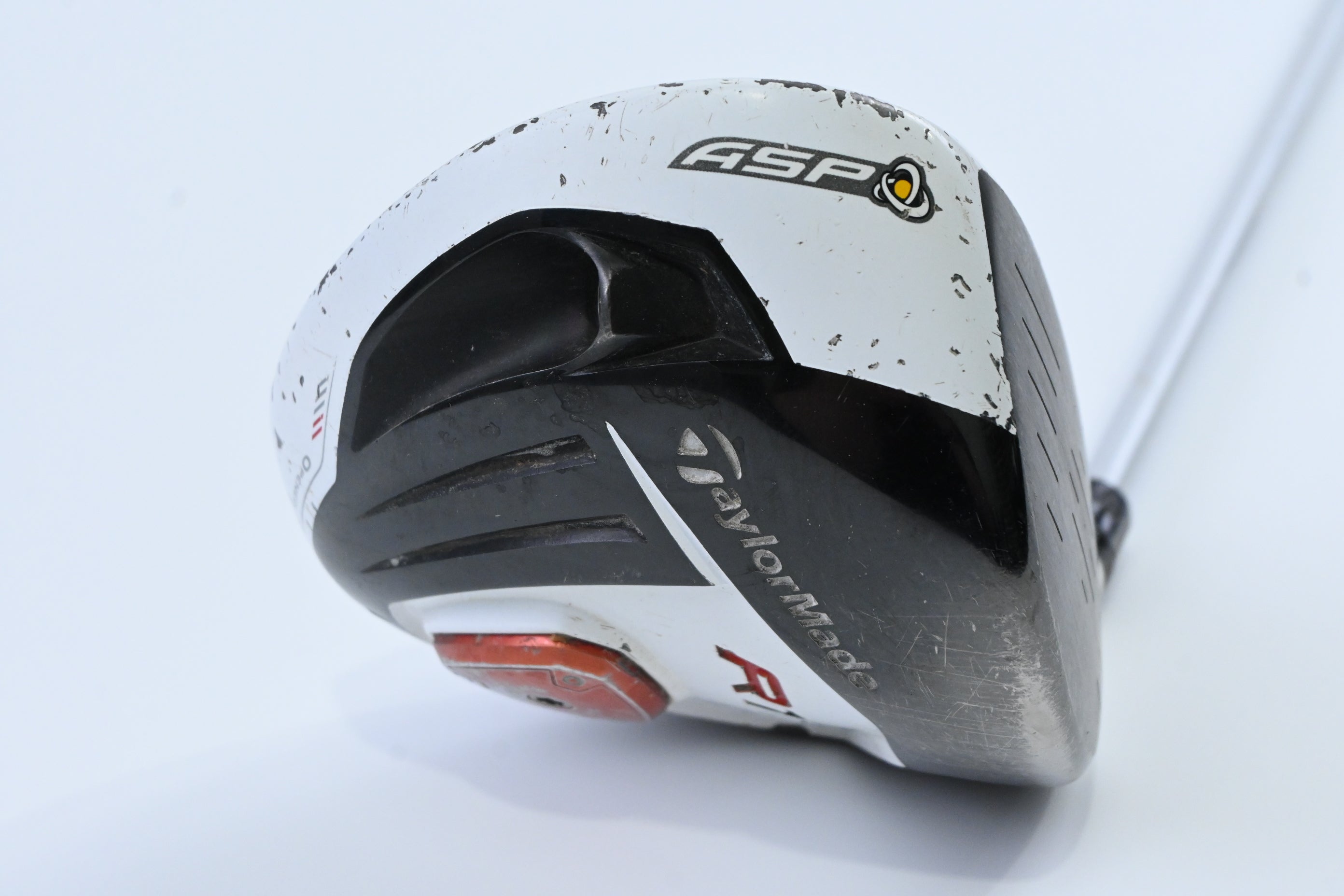 Taylormade R11 Driver / 10.5 Degree / Regular Flex Fubuki 50 Shaft