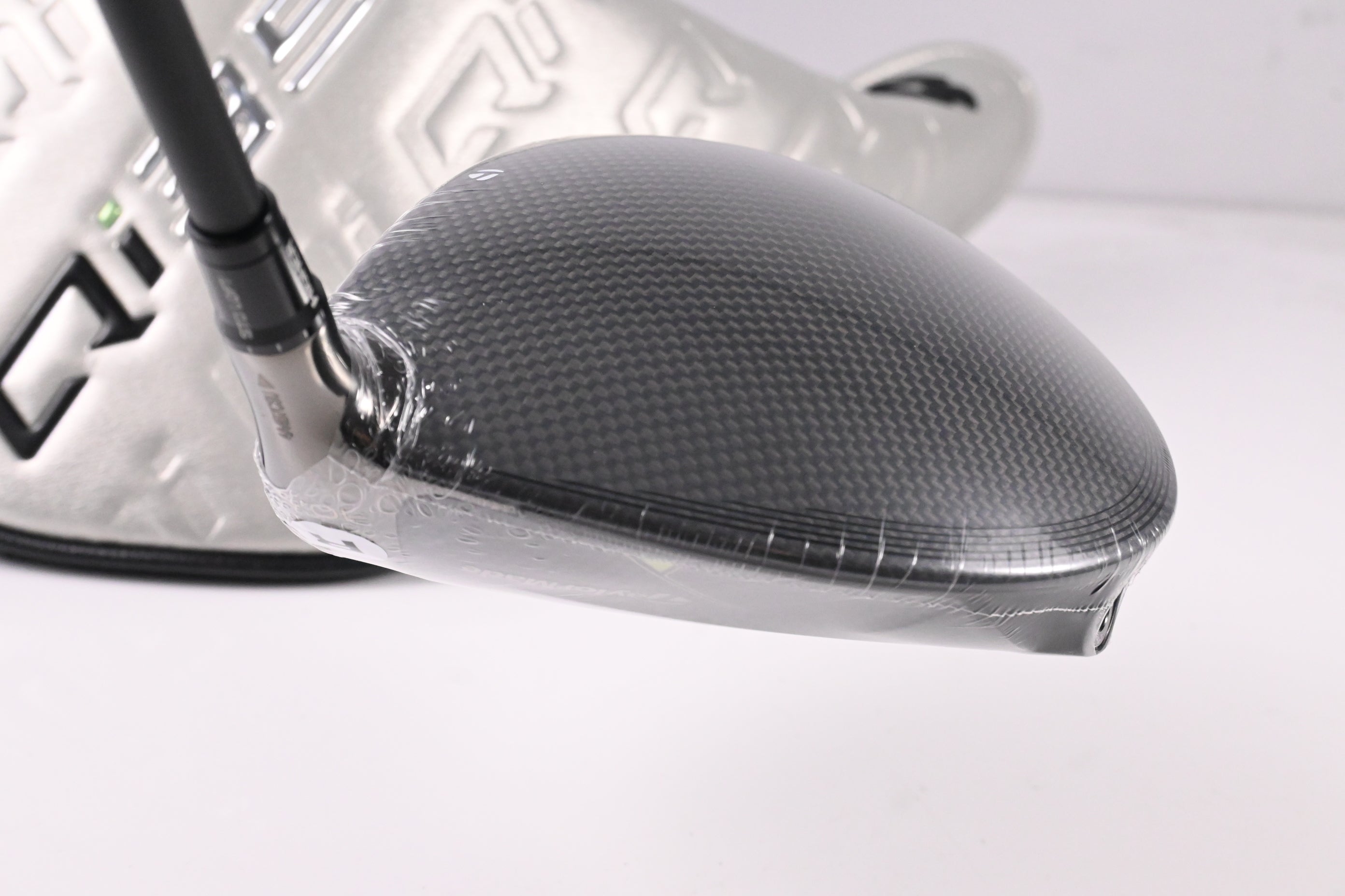 Taylormade Qi35 Driver / 10.5 Degree / Regular Flex Fujikura Ventus Blue '25 5