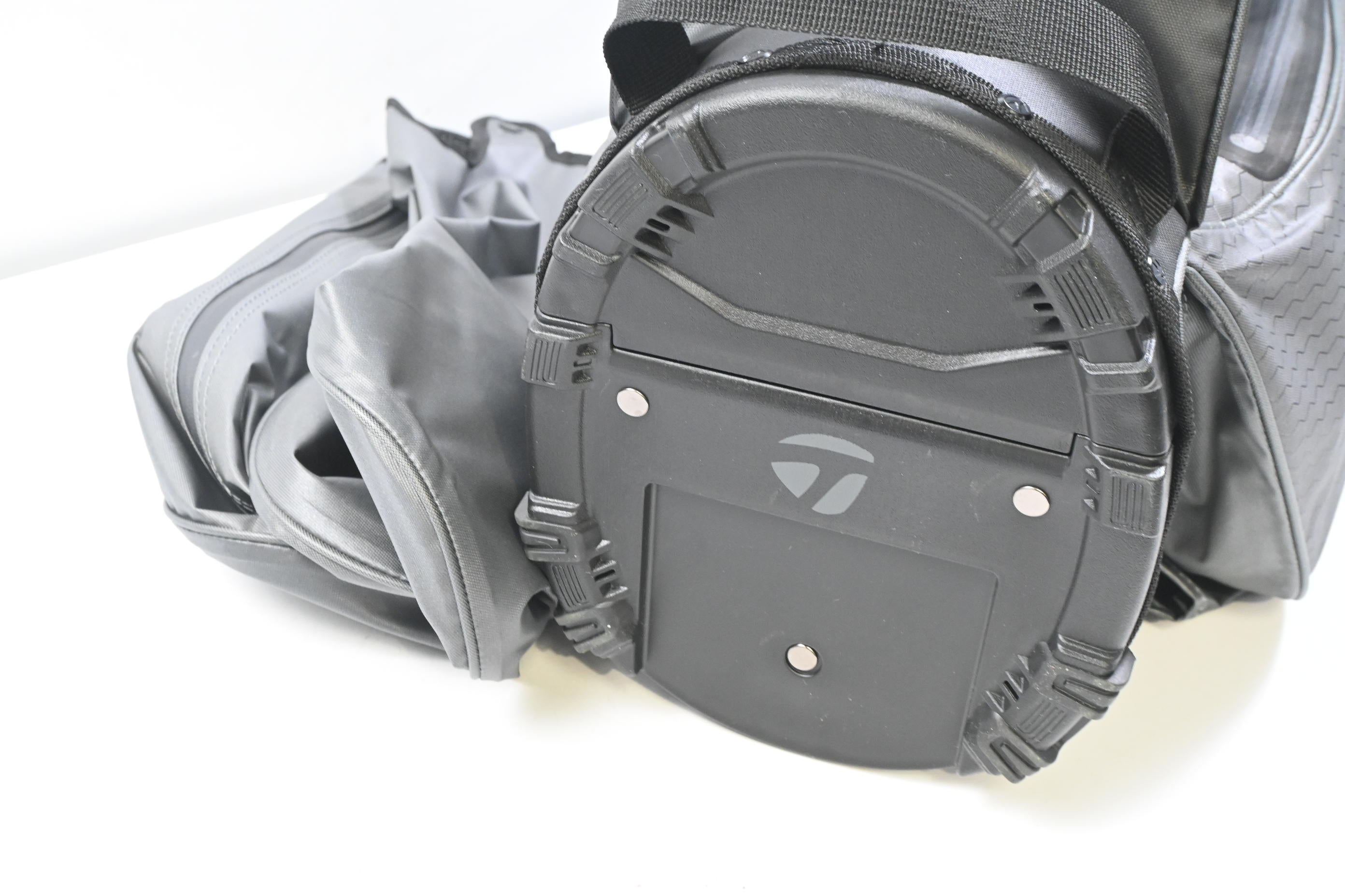 Taylormade Storm Dry Stand Bag / 4-Way Divider / Grey, Black