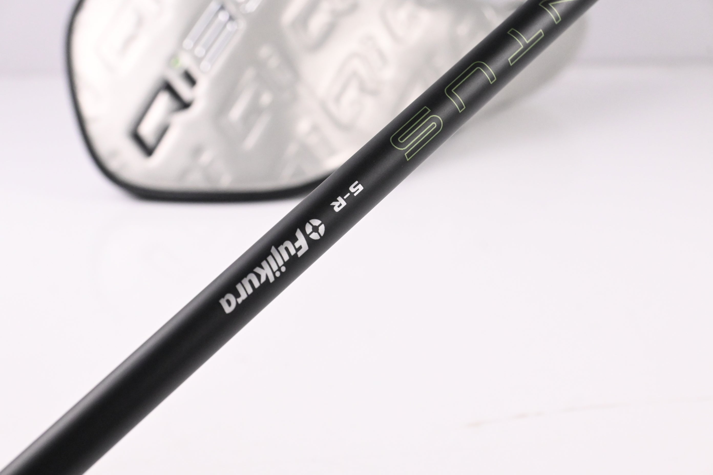 Taylormade Qi35 Driver / 10.5 Degree / Regular Flex Fujikura Ventus Blue '25 5