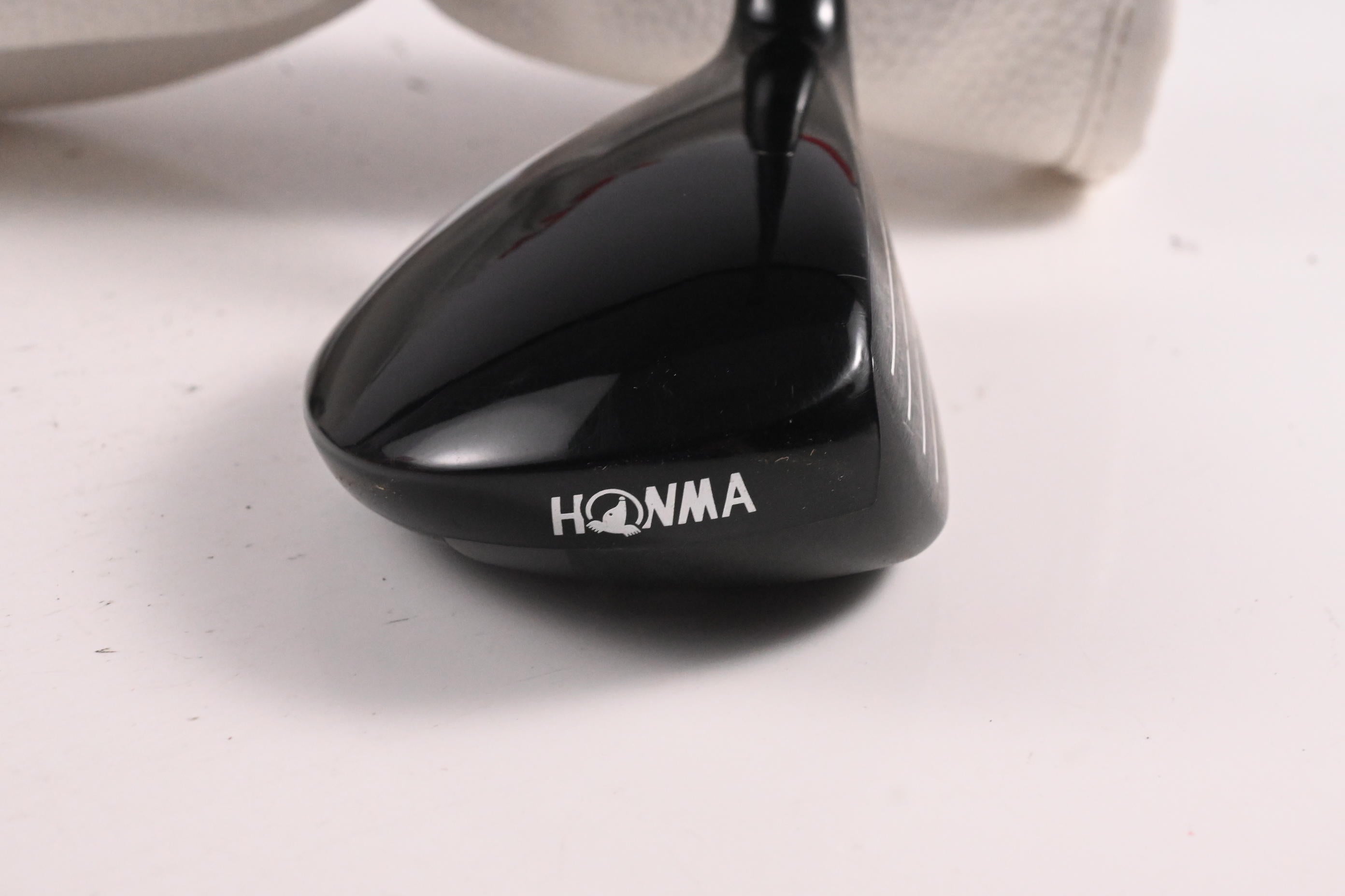 Honma TW 757 #3 Hybrid / 18 Degree / Stiff Flex Honma Vizard 50 Shaft