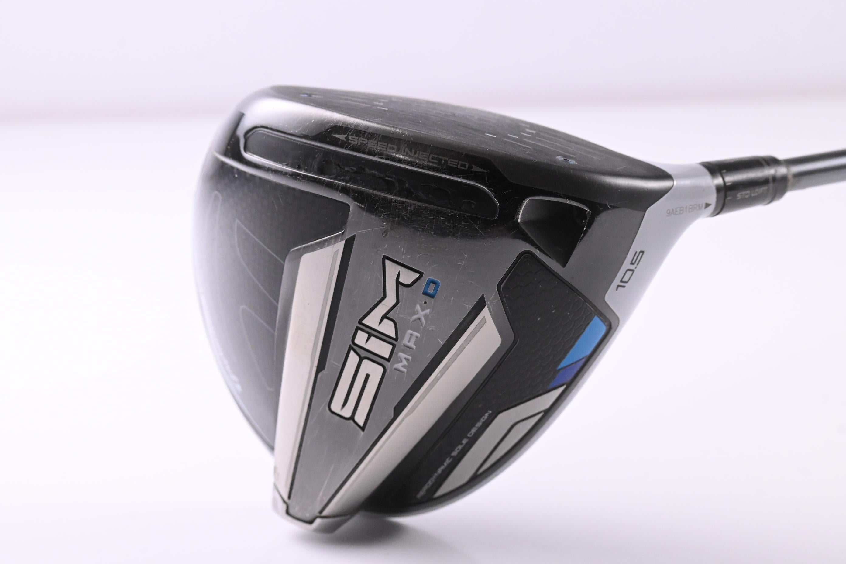Taylormade SIM Max D Driver / 10.5 Degree / Stiff Flex Motore F3 80 Shaft