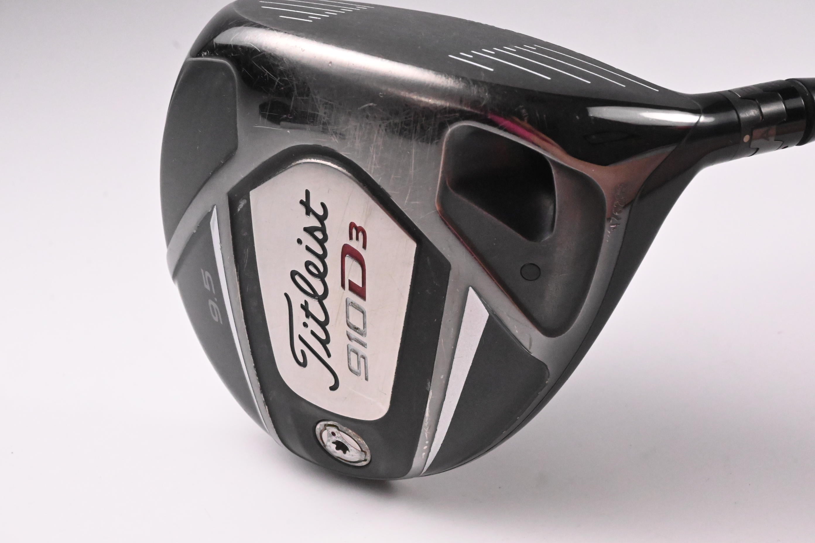 Titleist 910 D3 Driver / 9.5 Degree / Stiff Flex Aldila RIP 60 Shaft