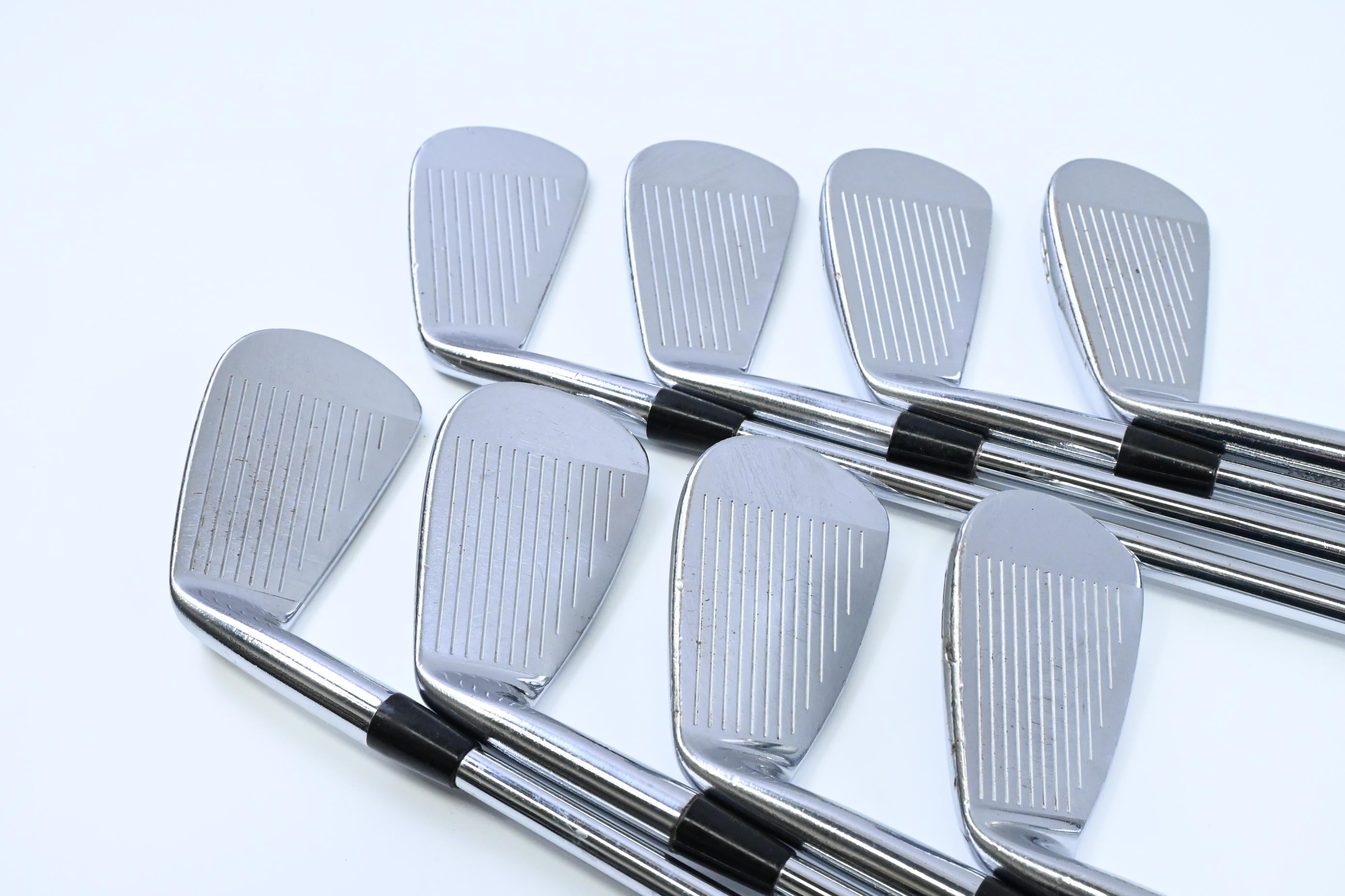 Titleist 670 Forged Irons / 3-PW / Stiff Flex Dynamic Gold S300 Shafts