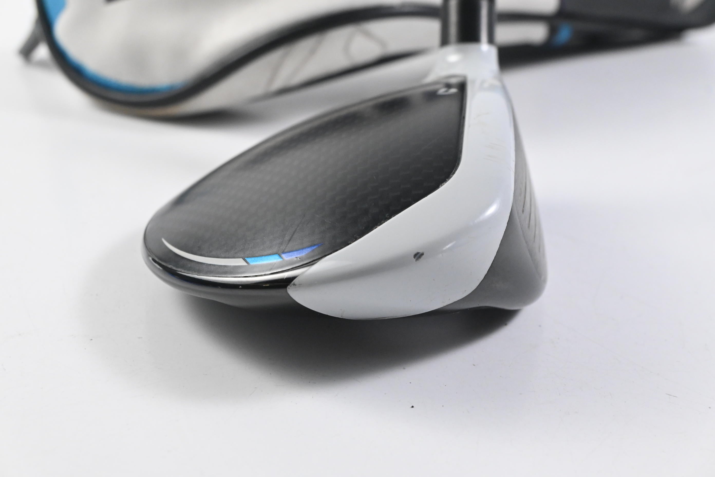 Taylormade SIM2 Ti #3 Wood / 15 Degree / Stiff Flex Tensei AV Raw Blue 65 Shaft