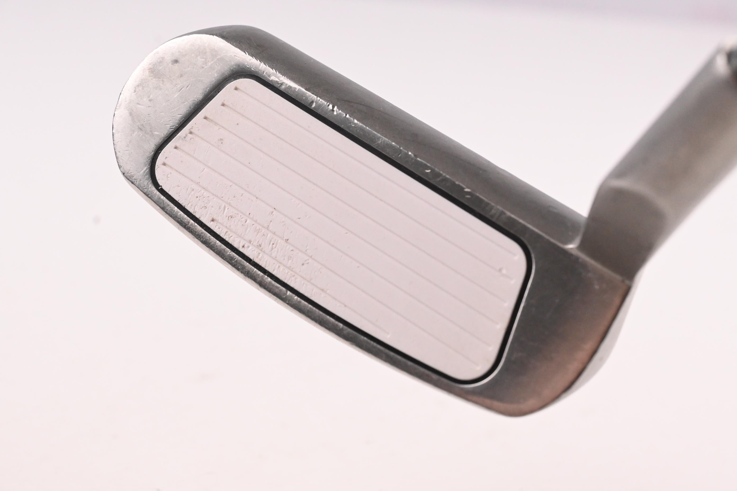 Odyssey X-Act 2021 Chipper / 37 Degree / 33 Inch