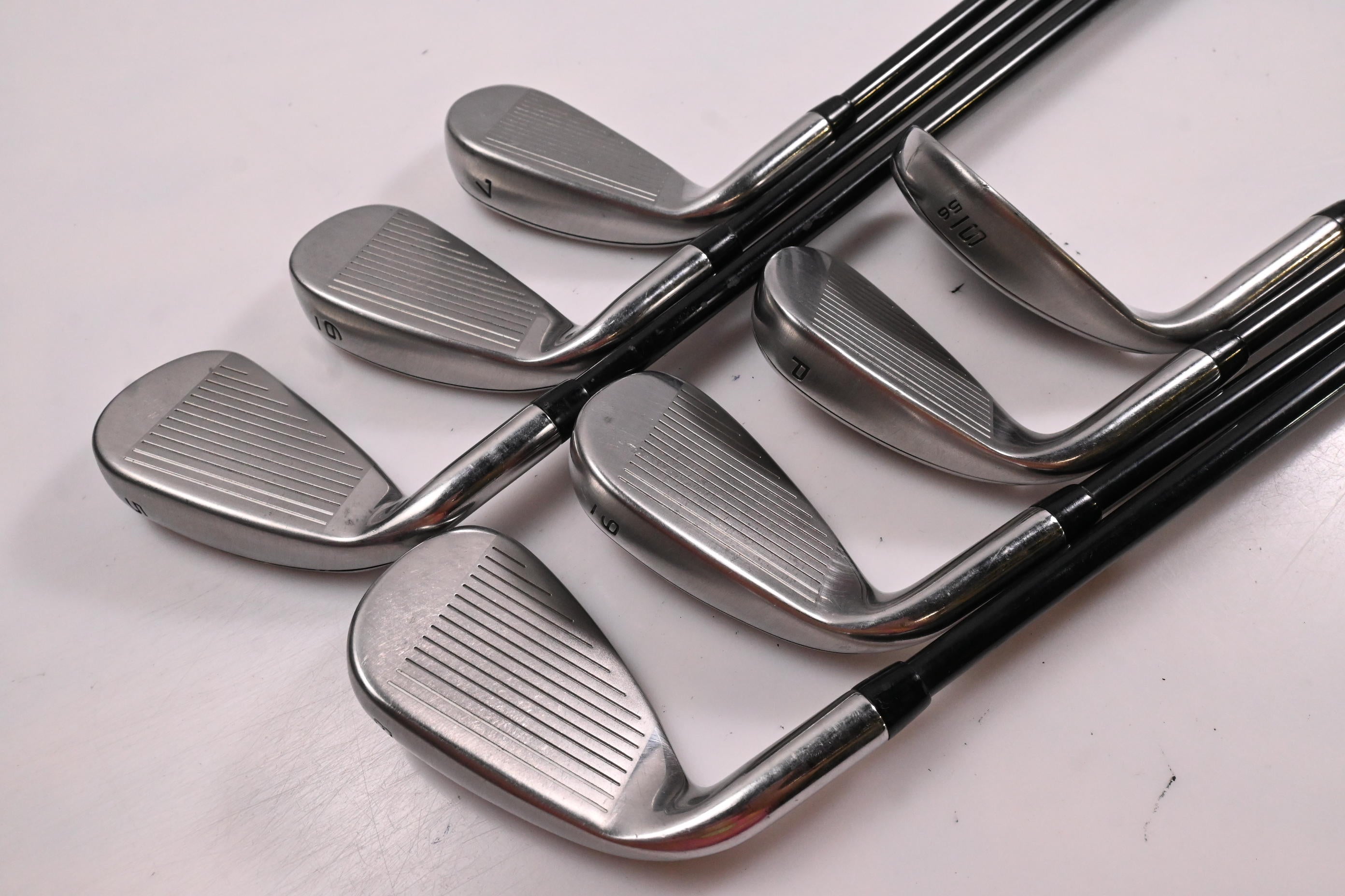 Callaway Rogue ST Max Irons / 5-PW+SW / Regular Flex Tensei AV Blue 65 Shafts