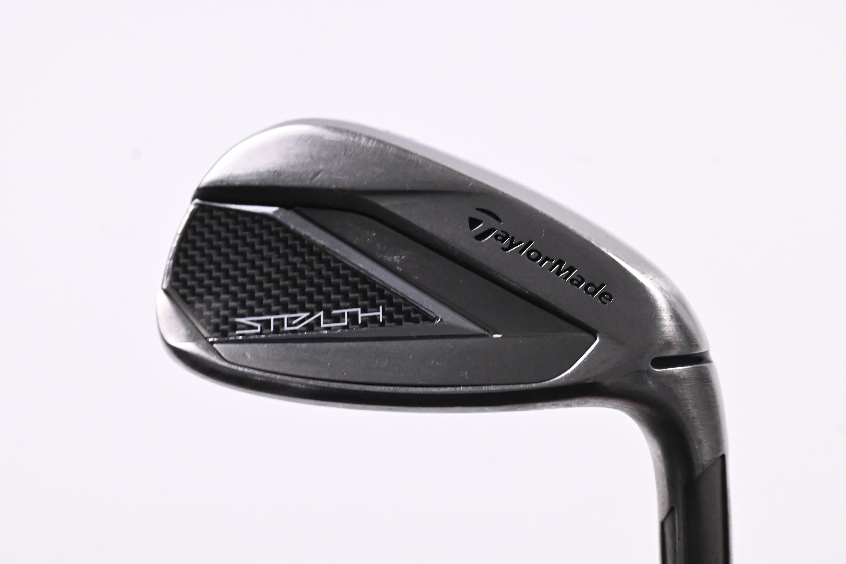 Taylormade Stealth Pitching Wedge / 43 Degree / Stiff Flex Dynamic Gold S300