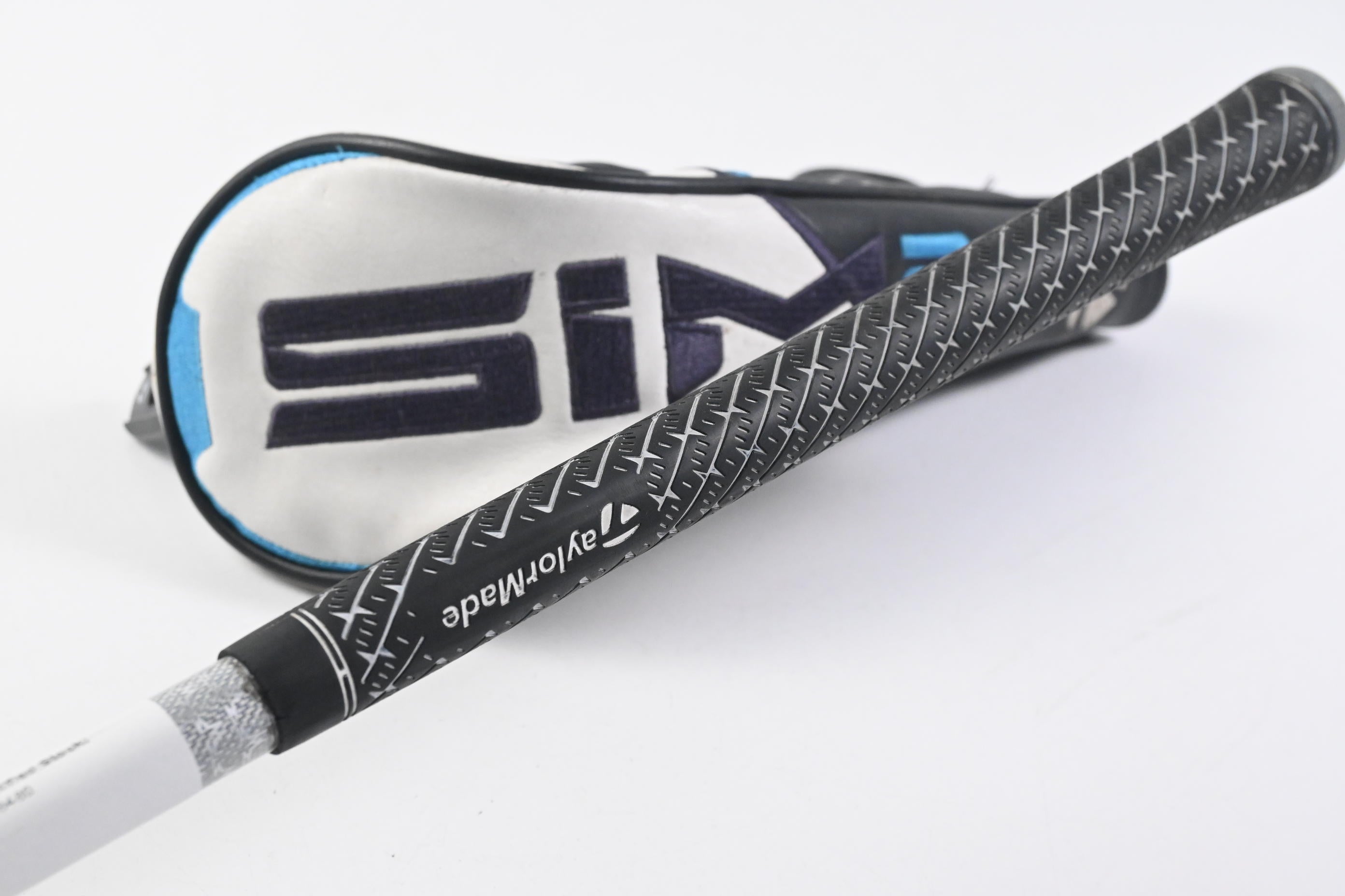 Taylormade SIM2 Ti #3 Wood / 15 Degree / Stiff Flex Tensei AV Raw Blue 65 Shaft