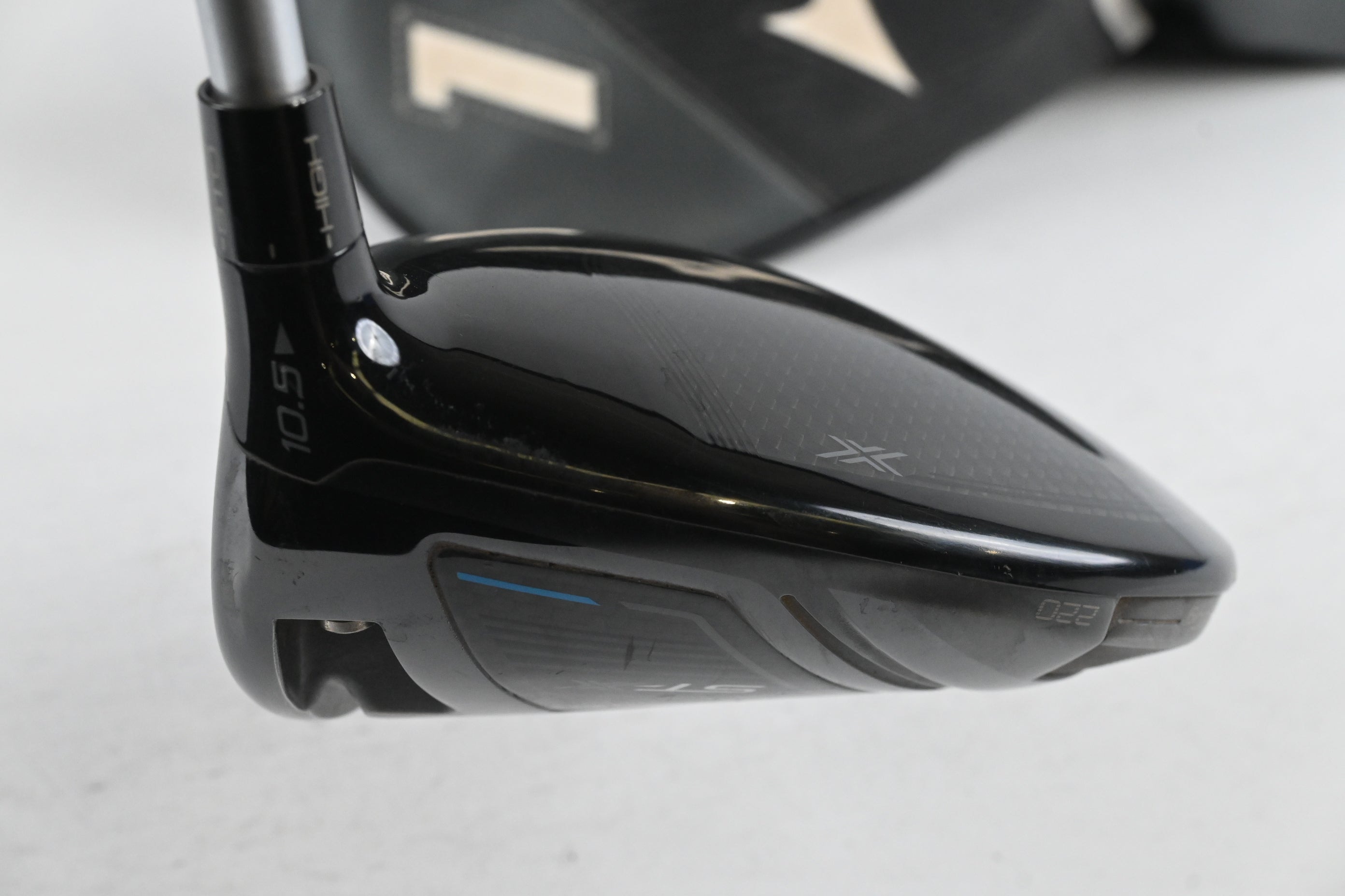 Mizuno ST-X 220 Driver (2022) / 10.5 Degree / Regular Flex MFusion 039 Shaft