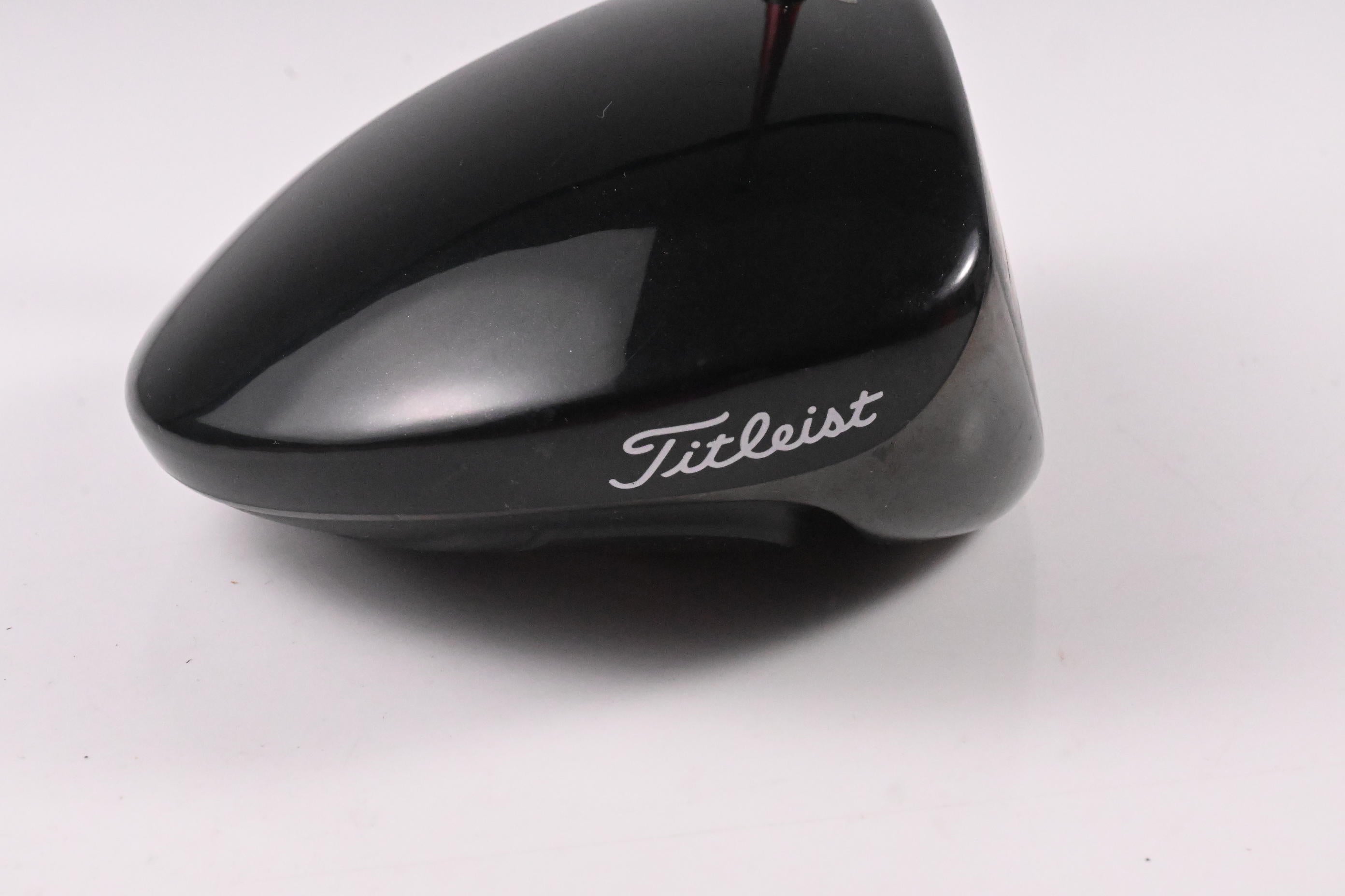 Titleist 915 D3 Driver / 9.5 Degree / Stiff Flex Denali Red 50 Shaft