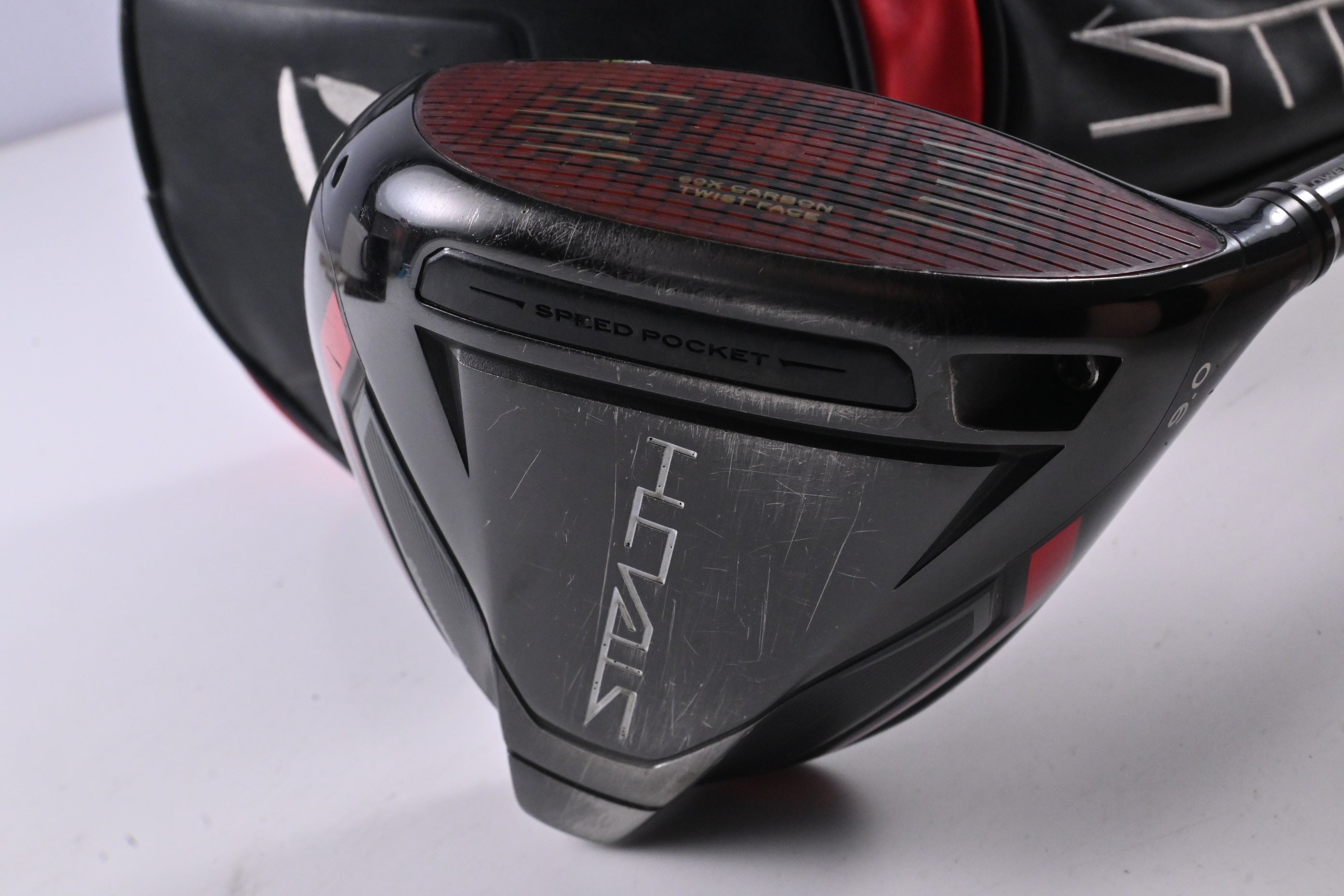 Taylormade Stealth Driver / 9 Degree / Regular Flex HZRDUS Smoke Red RDX 60