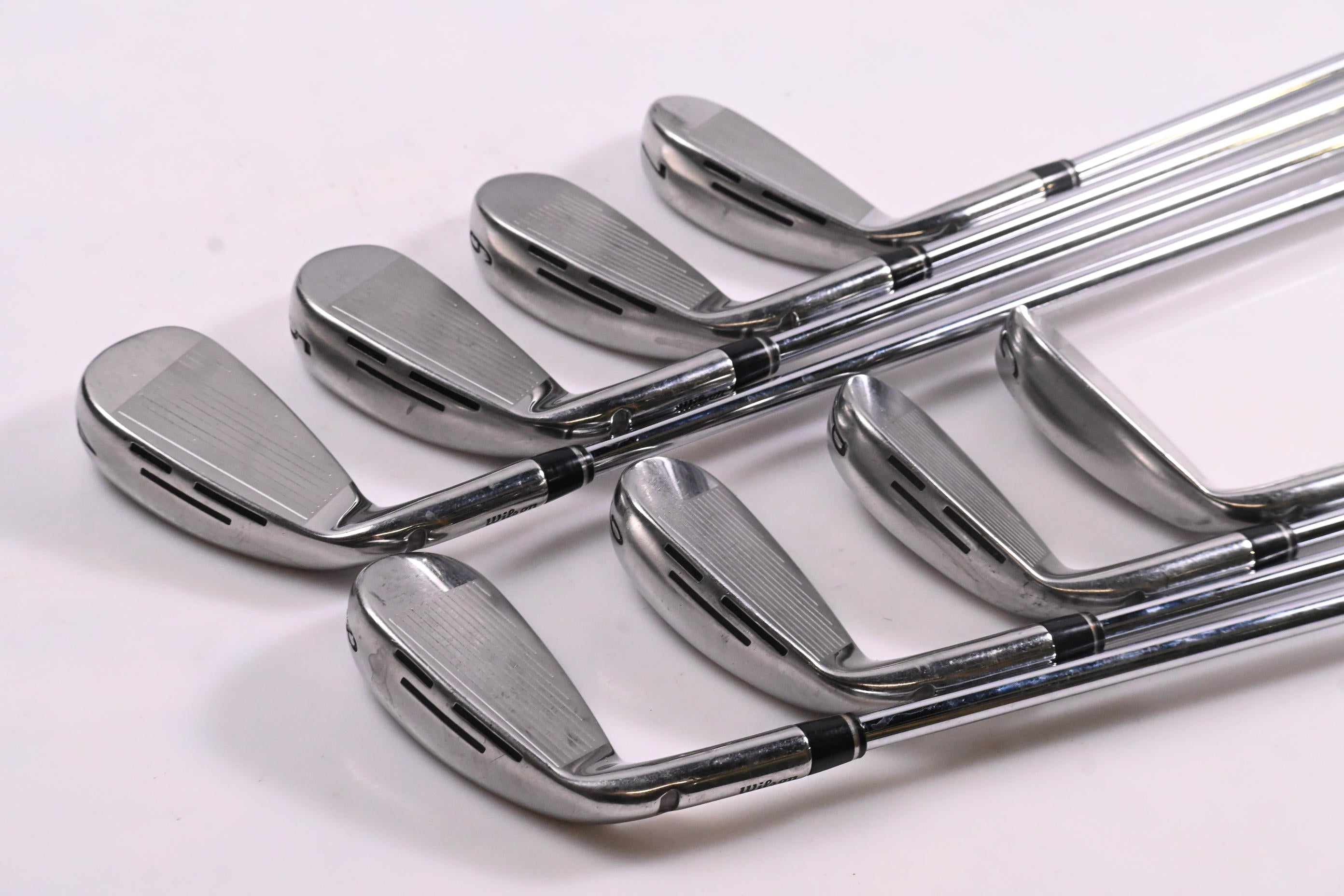 Wilson D9 Irons / 4-PW+GW / UniFlex KBS MAX UltraLite Shafts