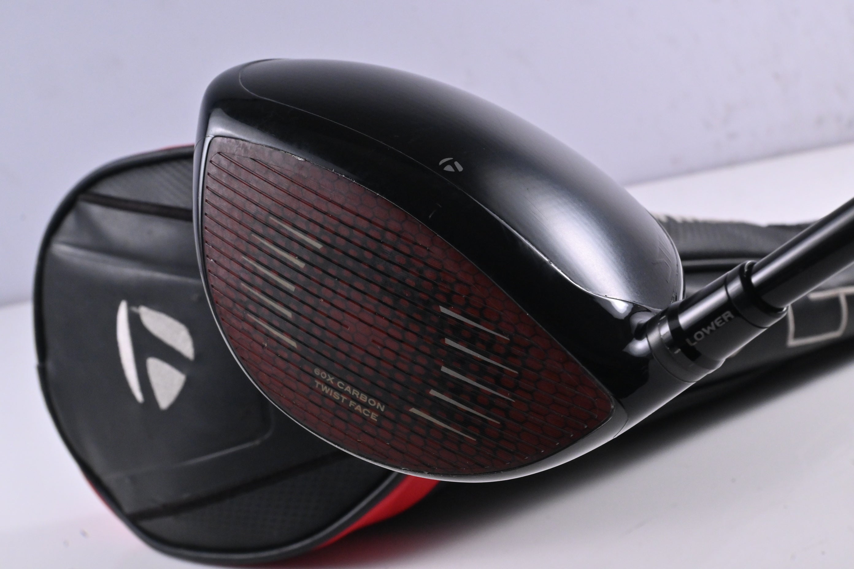 Taylormade Stealth Driver / 9 Degree / Regular Flex HZRDUS Smoke Red RDX 60