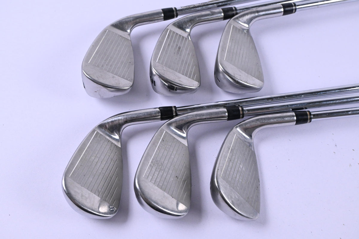 Left Hand Wilson Launch Pad 2022 Irons / 5-PW / Regular Flex KBS MAX Ultralite