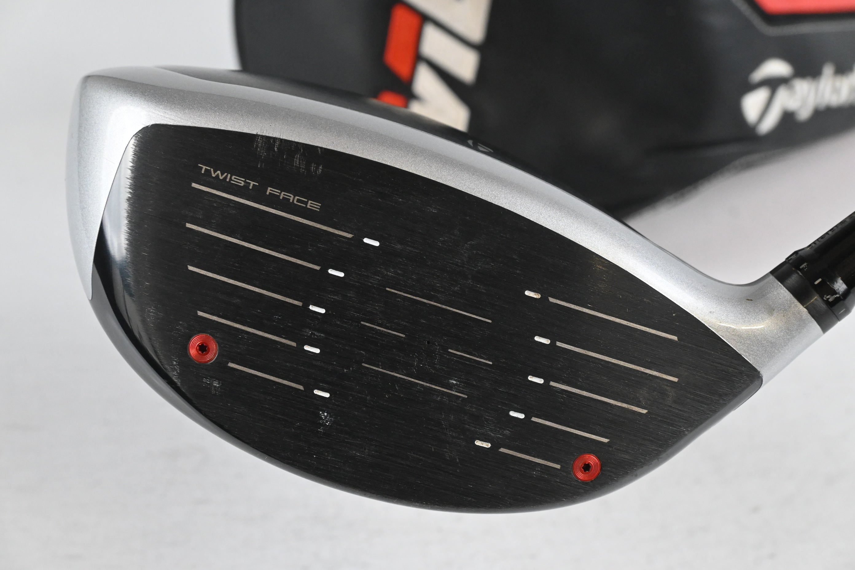 Taylormade M6 D-Type Driver / 9 Degree / Stiff Flex Fujikura Atmos Black 6
