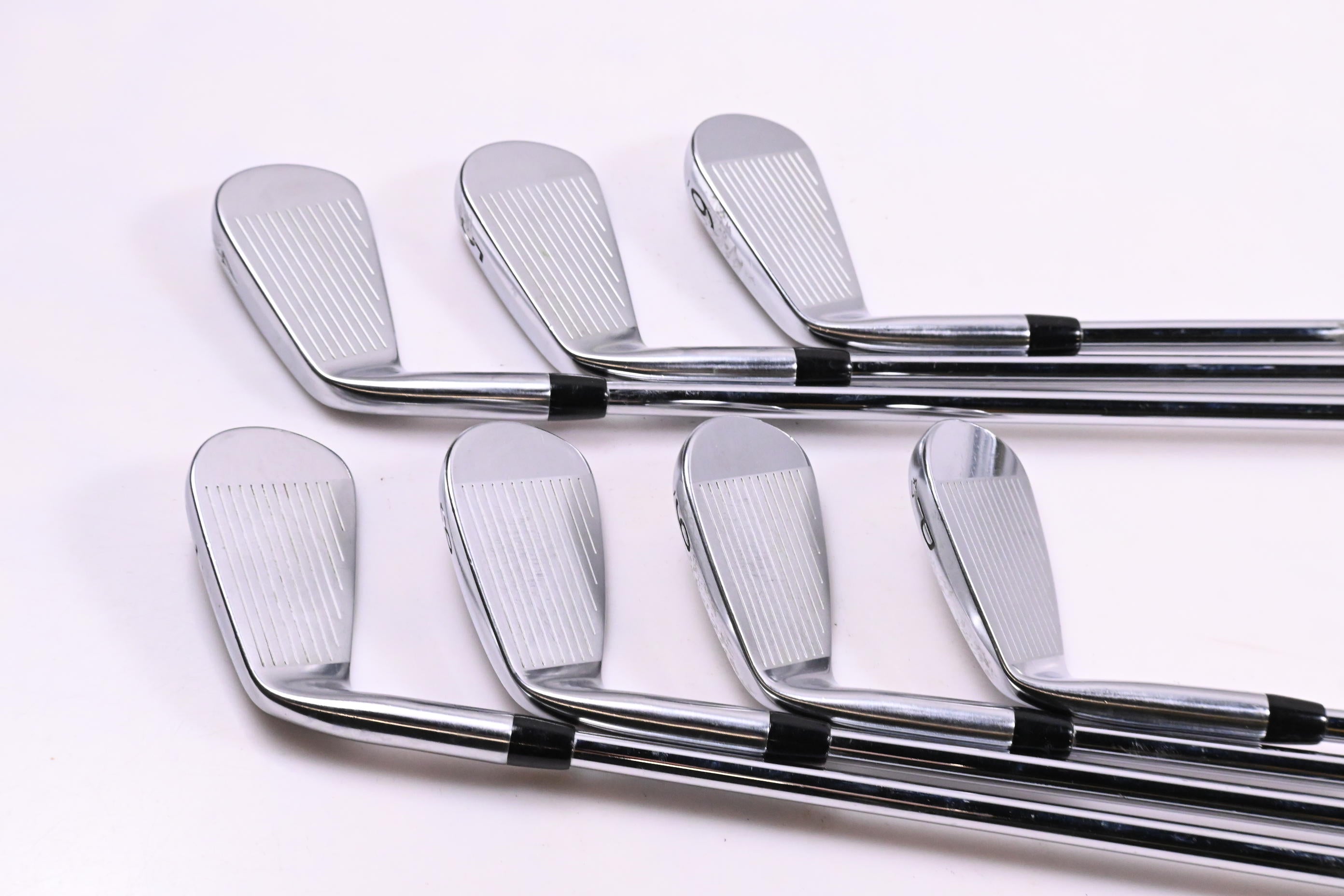 Titleist CB 620 Irons / 4-PW / Stiff Flex Project X LZ 120 Shafts