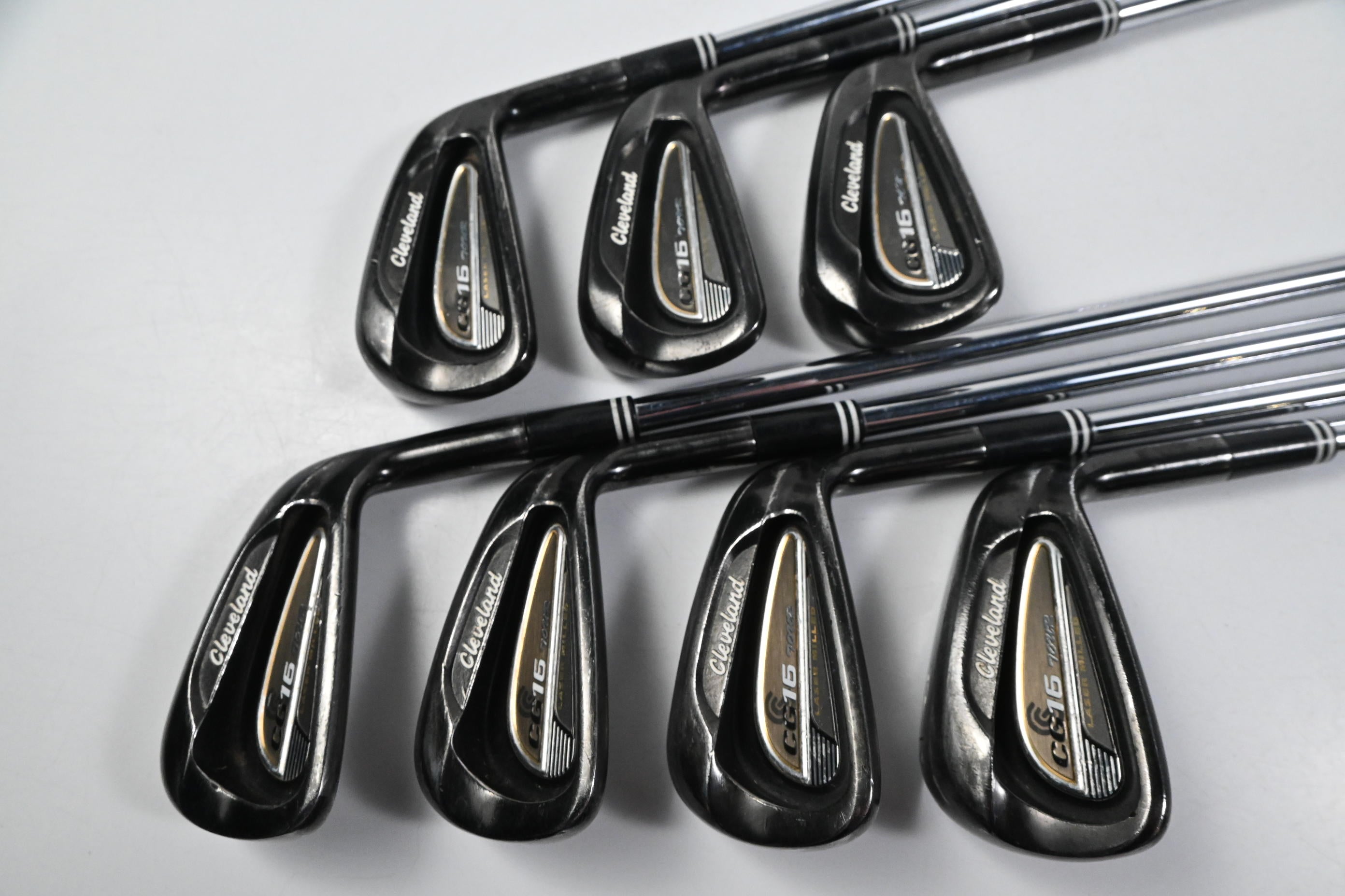 Cleveland CG16 Tour Irons / 4-PW / Regular Flex N.S.Pro 950GH Shafts