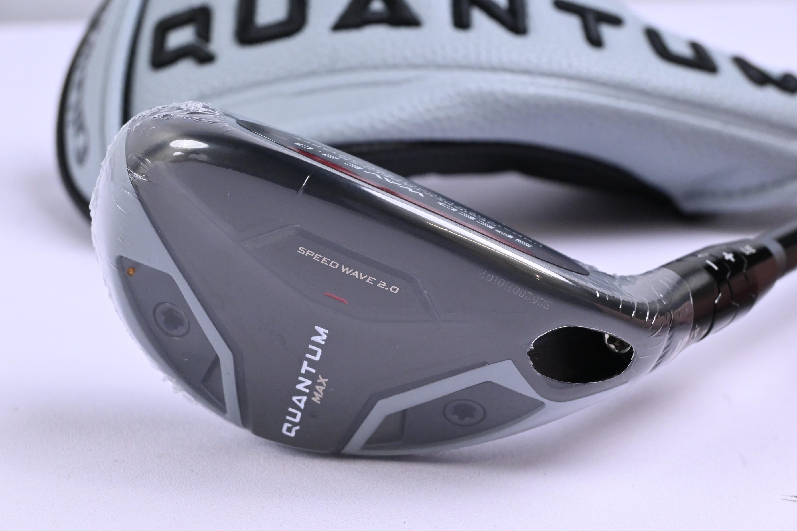 Callaway Quantum Max #5 Hybrid / 24 Degree / Regular Flex Denali Frost Silver 60