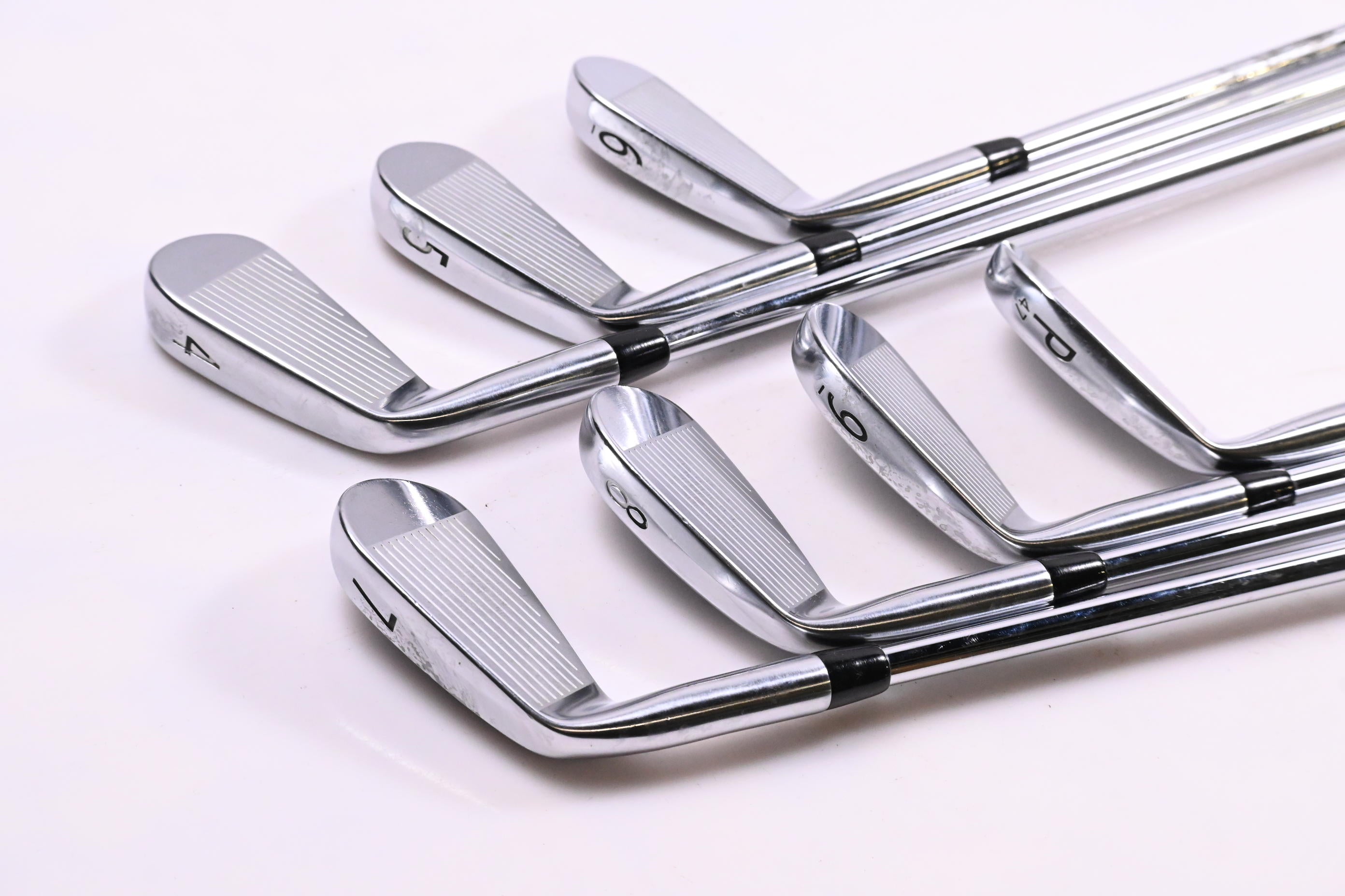 Titleist CB 620 Irons / 4-PW / Stiff Flex Project X LZ 120 Shafts