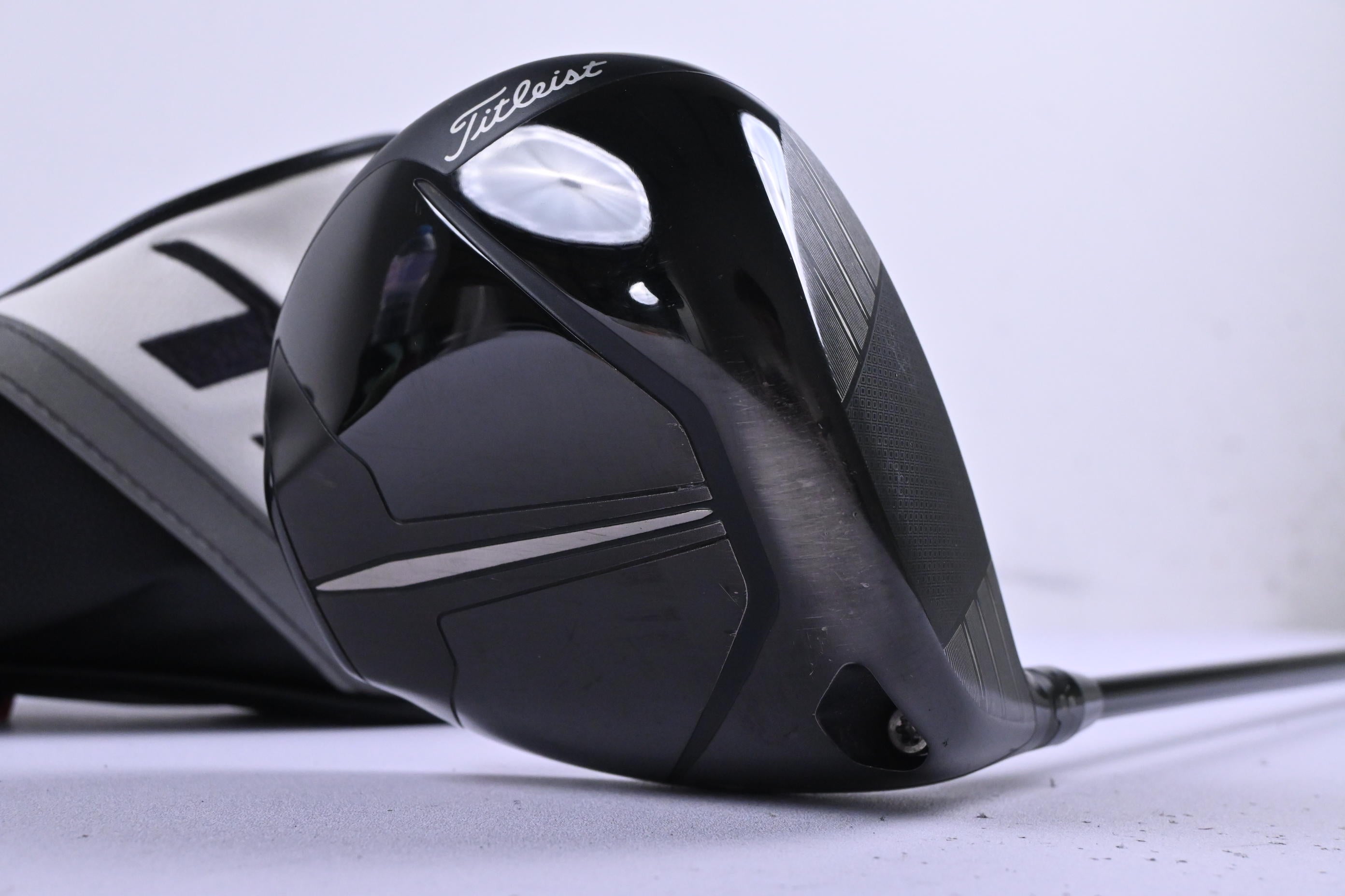 Titleist TSR2 Driver / 9 Degree / Regular Flex Tensei AV Blue 55 Shaft