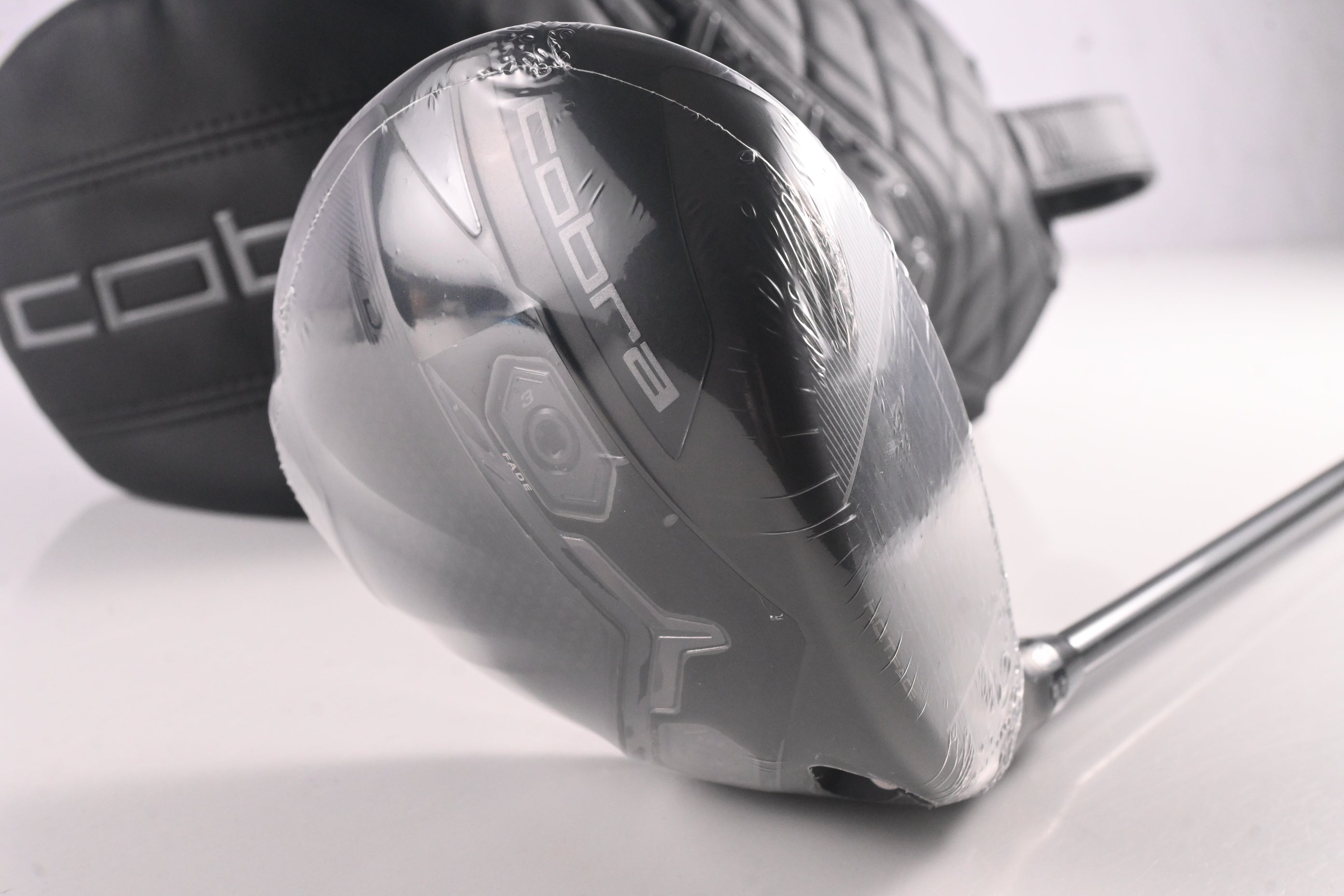 Cobra DS-Adapt LS Driver / 9 Degree / Stiff Flex Tensei AV Blue 65 Shaft