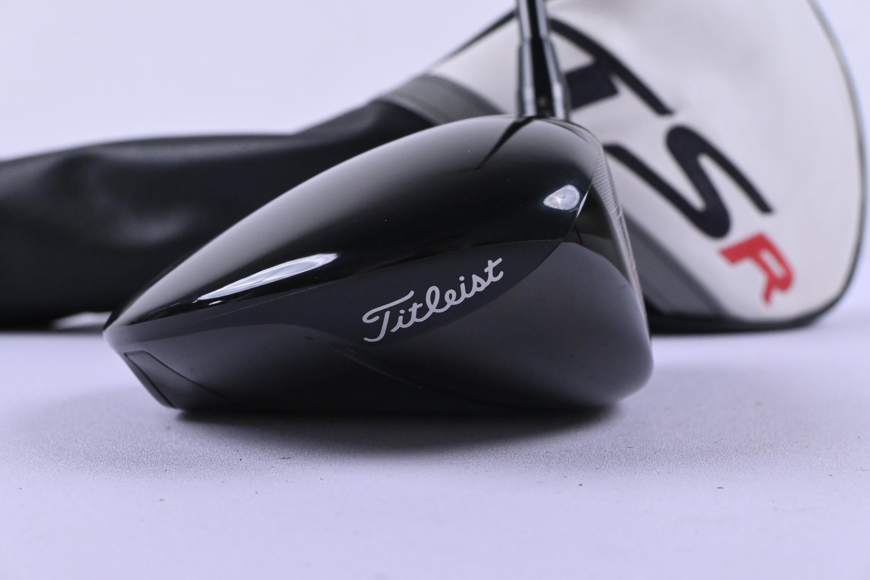 Titleist TSR2 Driver / 9 Degree / Regular Flex Tensei AV Blue 55 Shaft