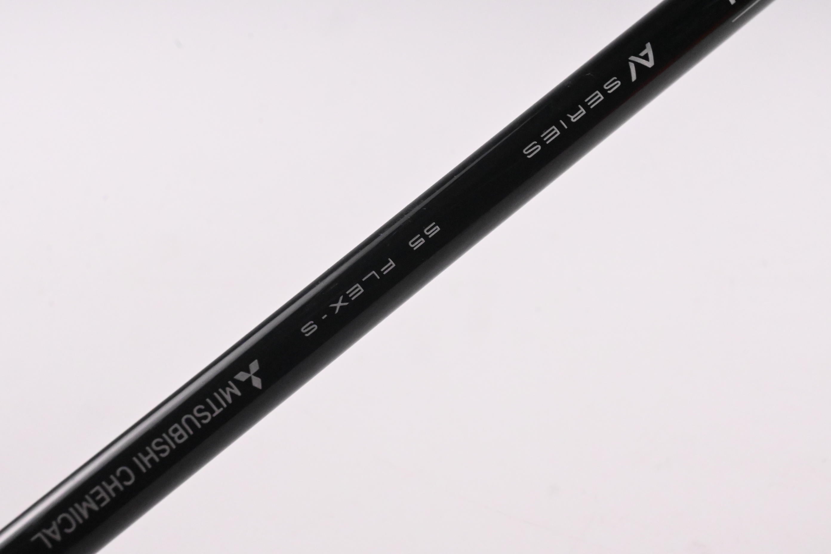 Titleist TSR3 Driver / 10 Degree / Stiff Flex Tensei AV Blue 55 Shaft