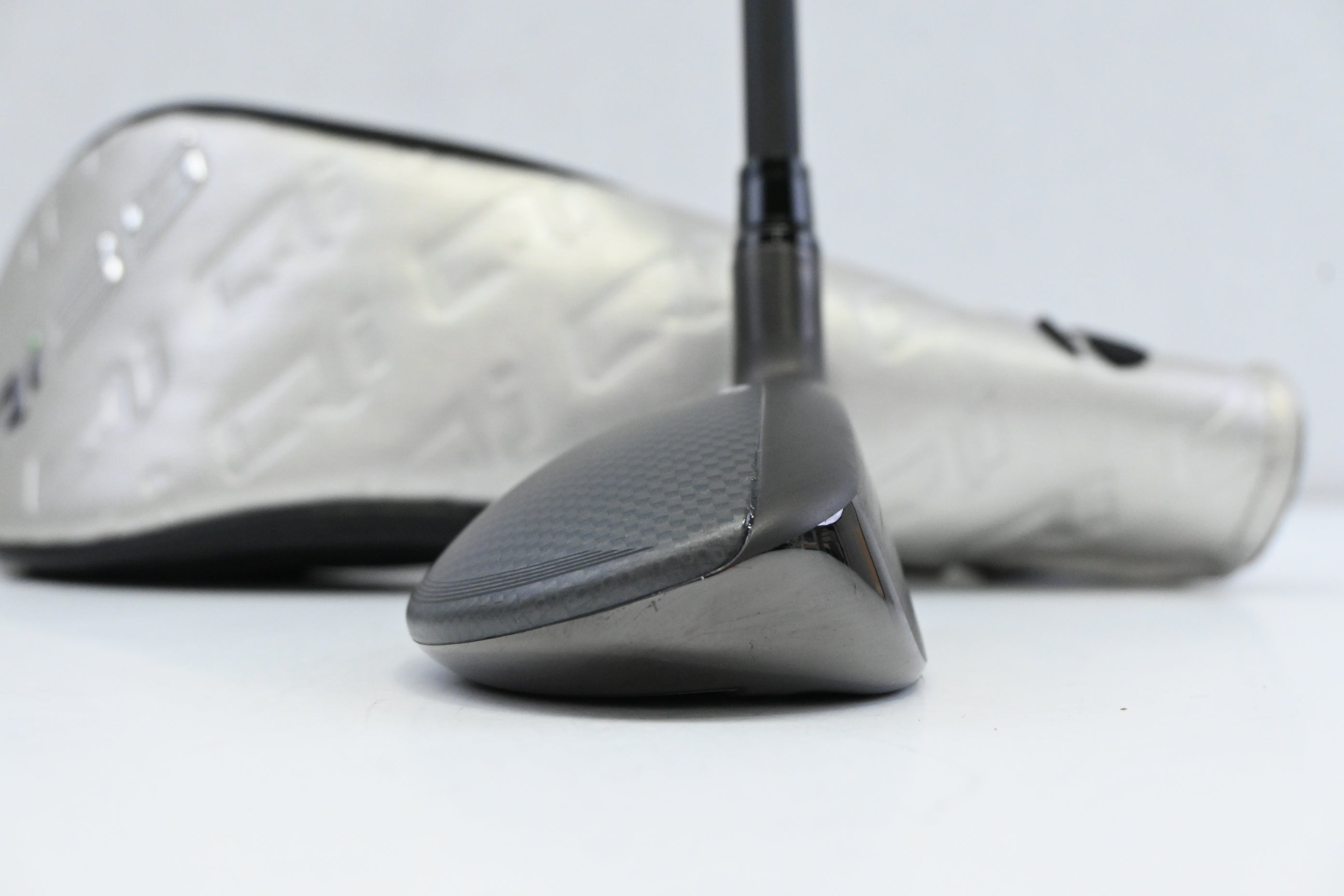 Taylormade Qi35 #3 Hybrid / 19 Degree / Stiff Flex Kai'li Blue 85 Shaft