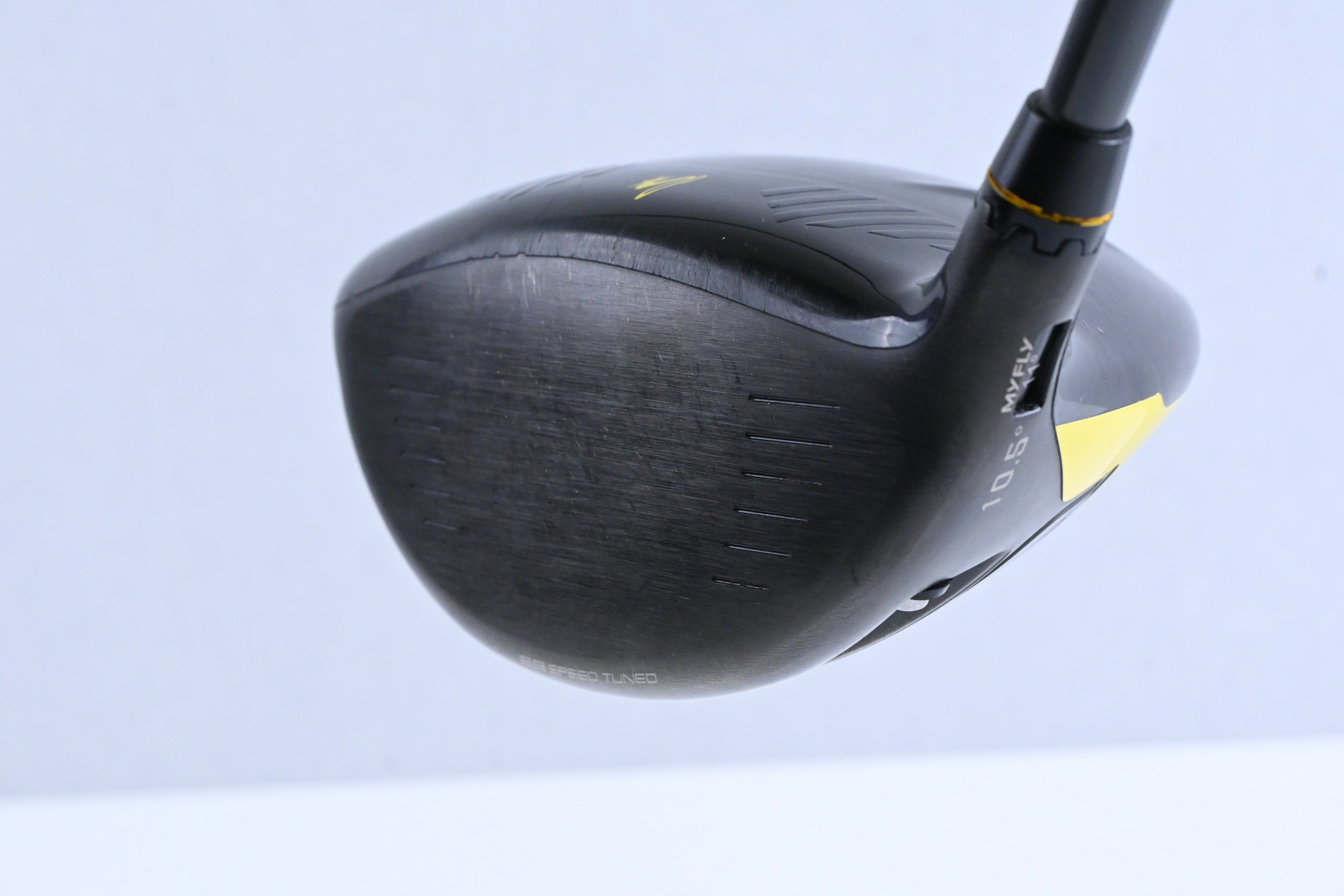 Cobra King F9 Driver / 10.5 Degree / Regular Flex Aldila DNS HL 50 Shaft