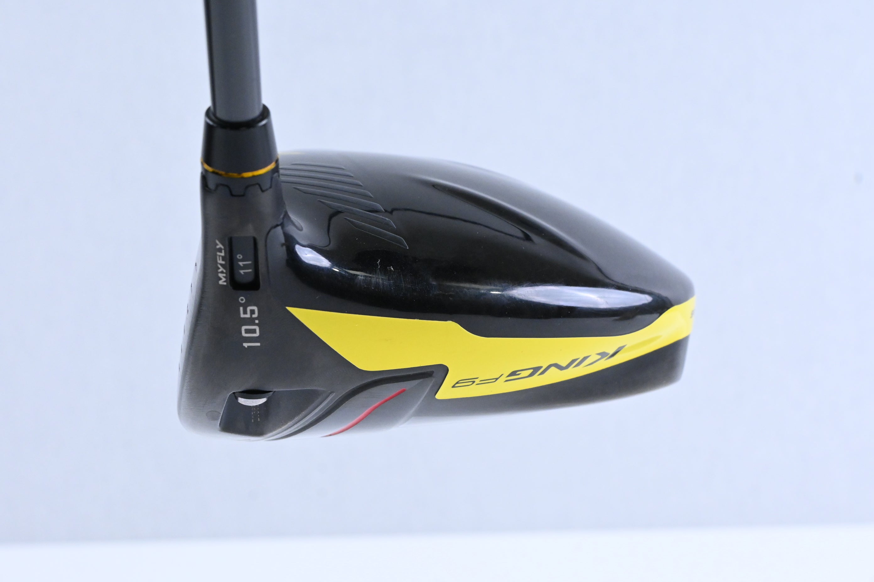 Cobra King F9 Driver / 10.5 Degree / Regular Flex Aldila DNS HL 50 Shaft