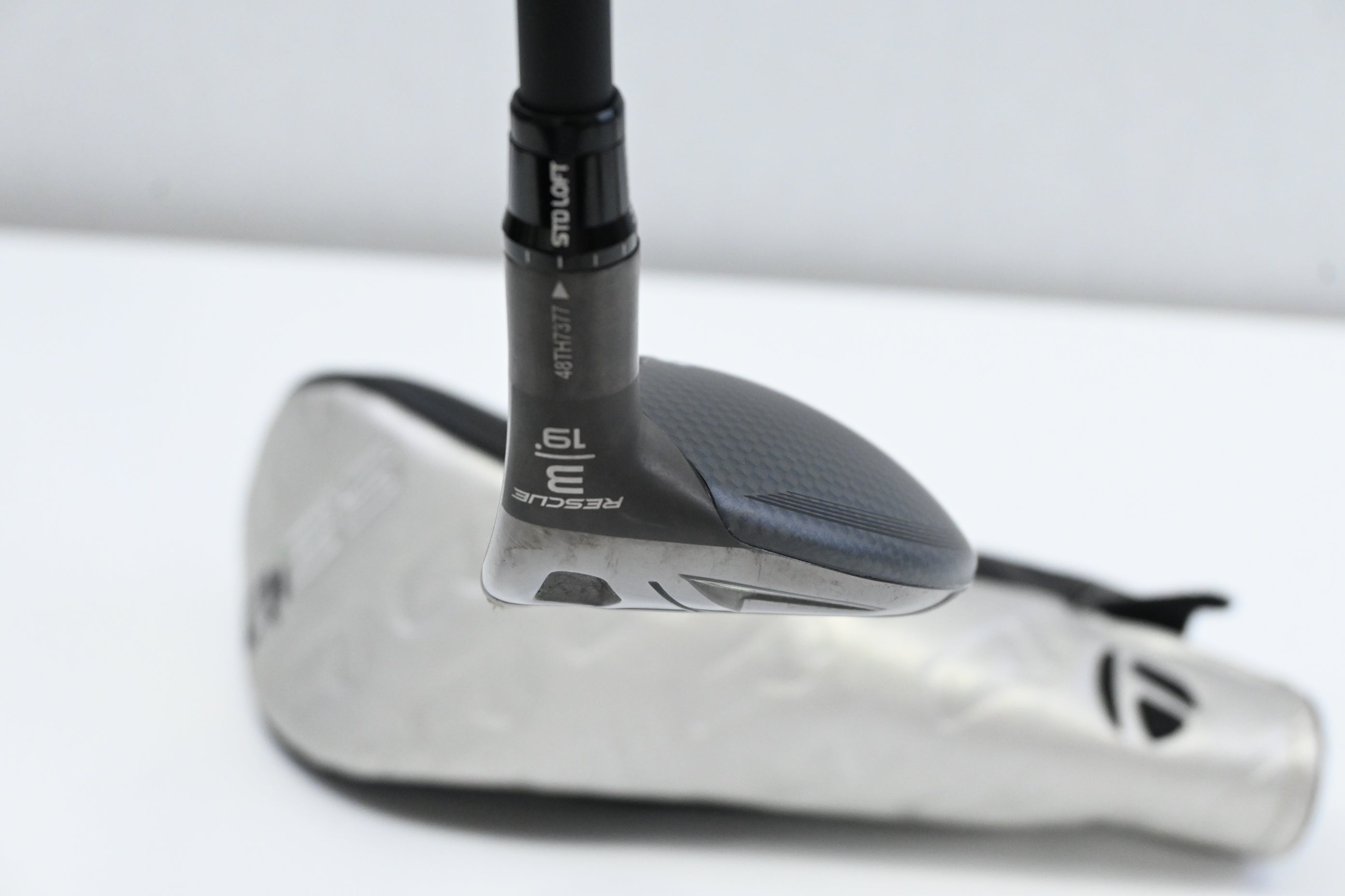 Taylormade Qi35 #3 Hybrid / 19 Degree / Stiff Flex Kai'li Blue 85 Shaft