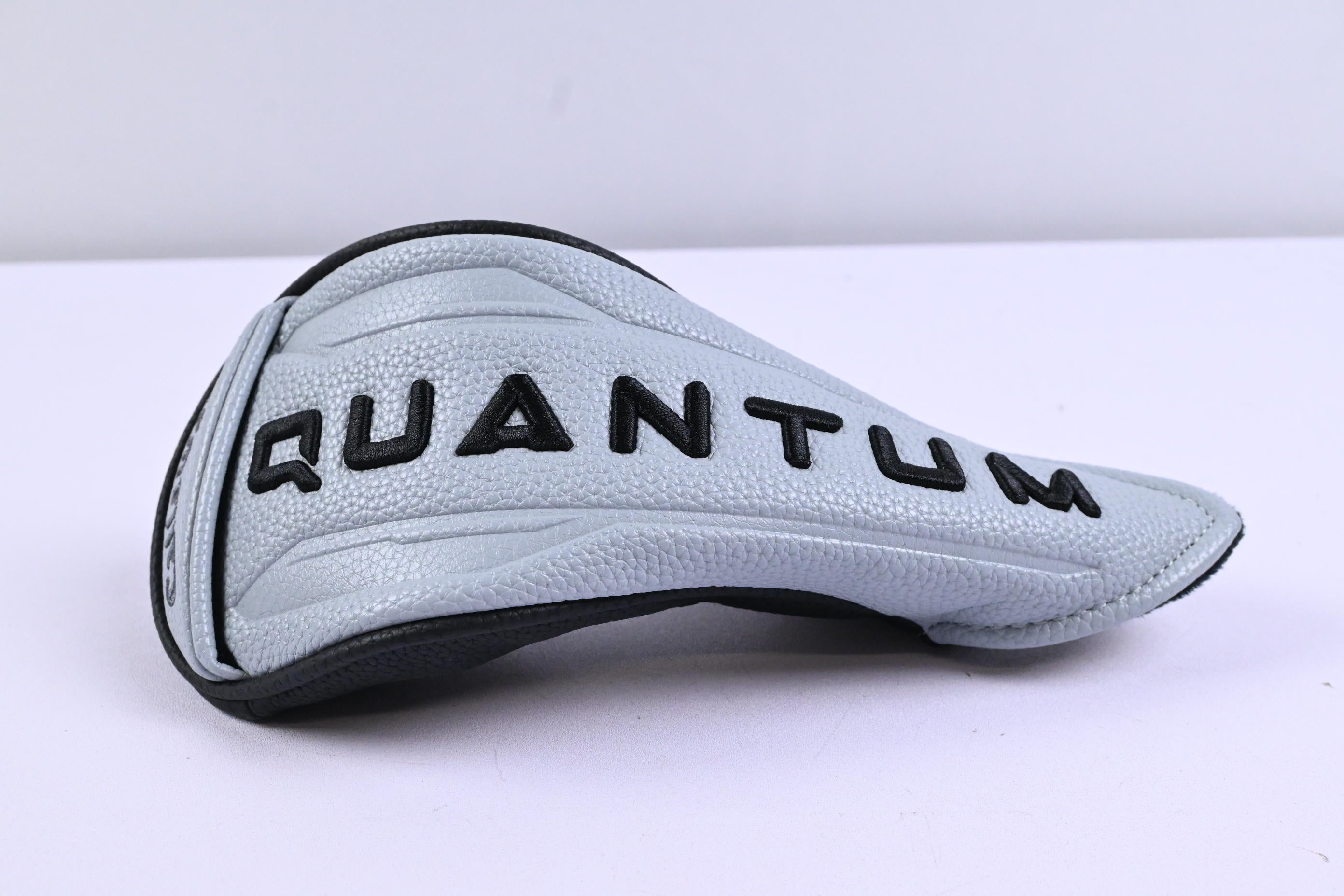 Callaway Quantum Max #5 Hybrid / 24 Degree / Regular Flex Denali Frost Silver 60