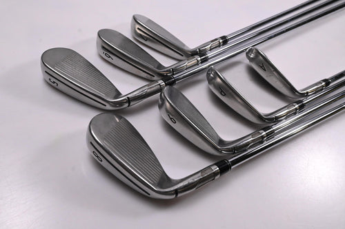 Taylormade SIM2 Max Irons / 5-PW+GW / Regular Flex KBS MAX MT 85 Shafts