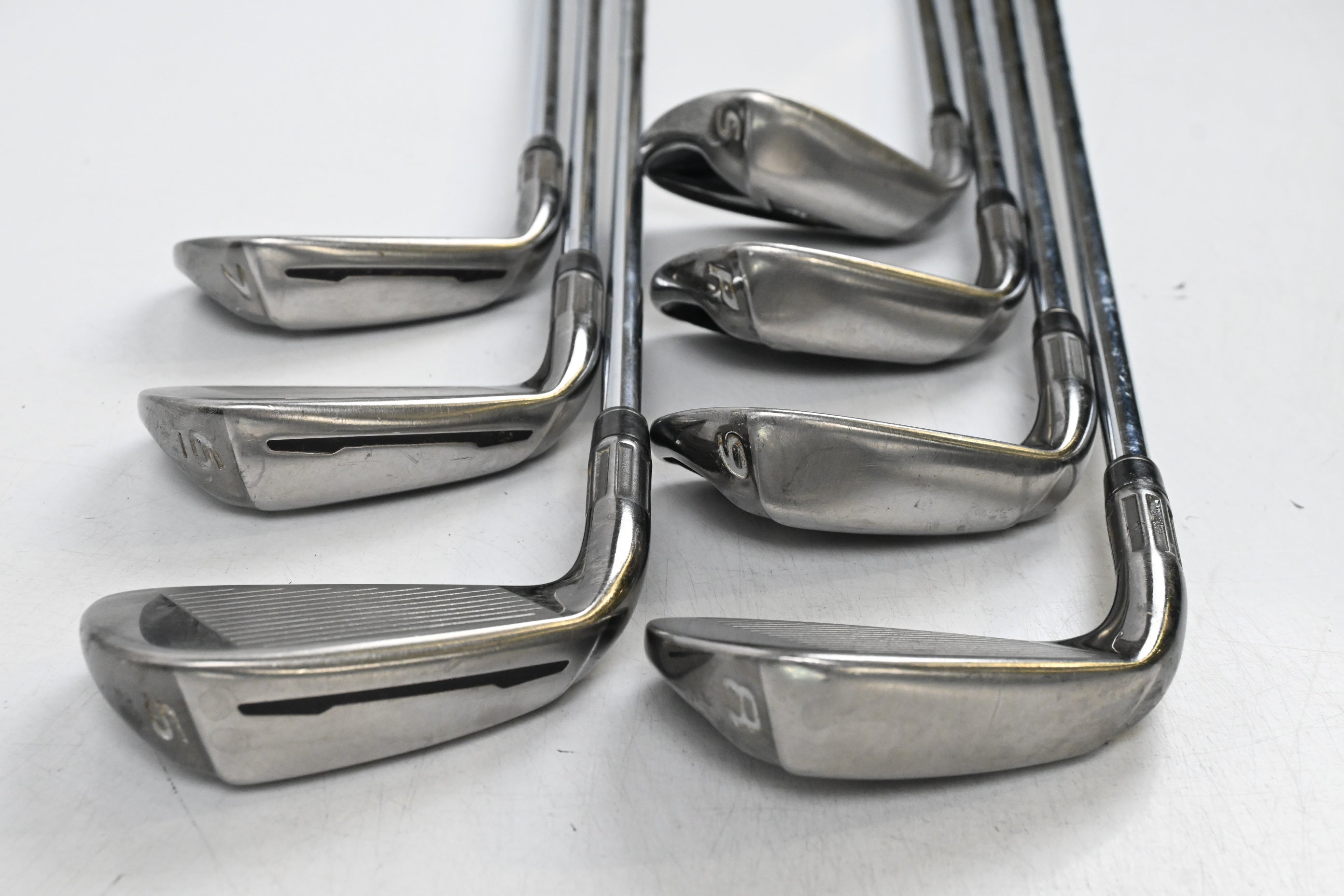 Taylormade M2 2016 Irons / 5-PW+SW / Regular Flex REAX 88 Shafts