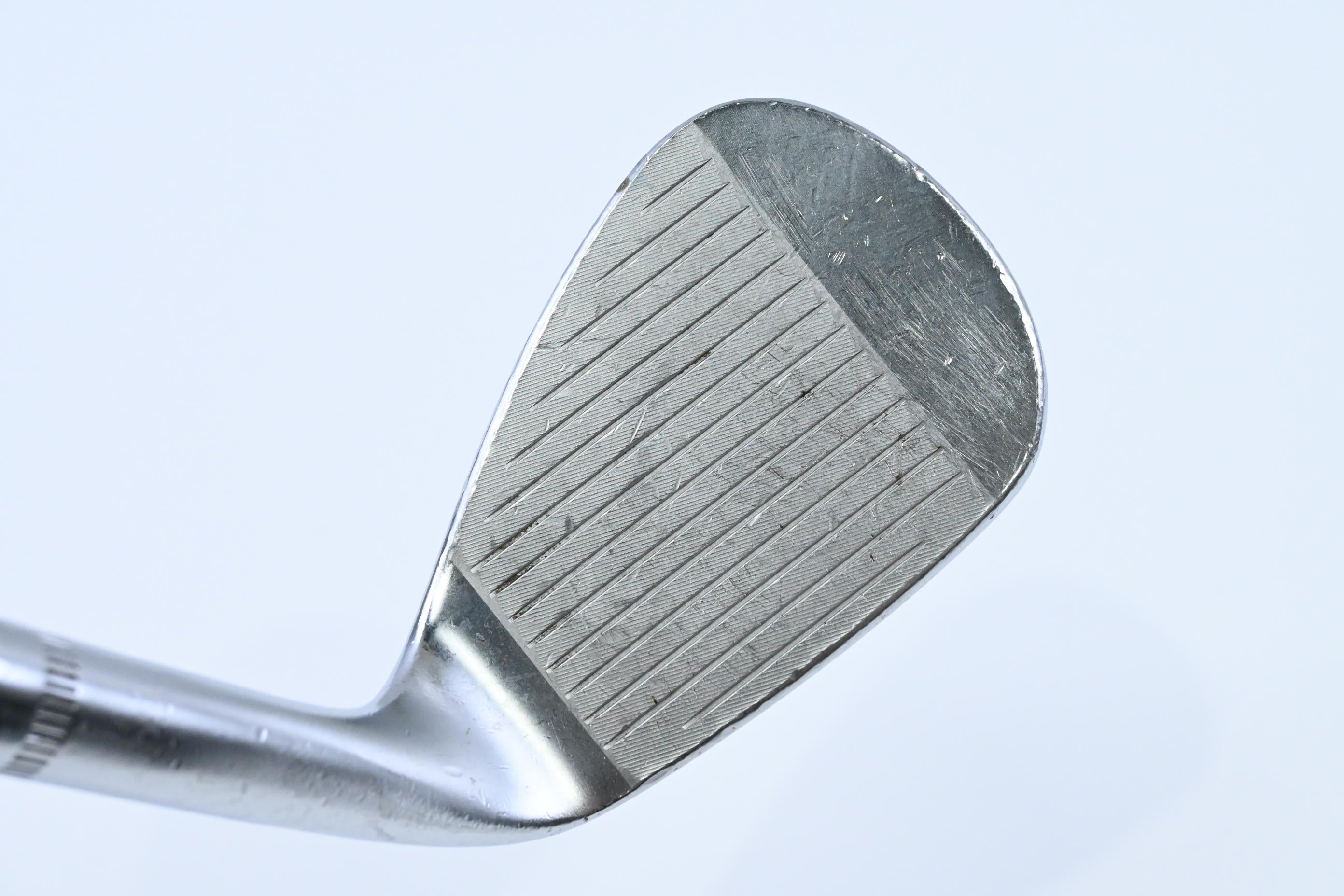 Left Hand Callaway Jaws MD5 Gap Wedge / 52 Degree / Stiff Flex DG S200 115 Shaft